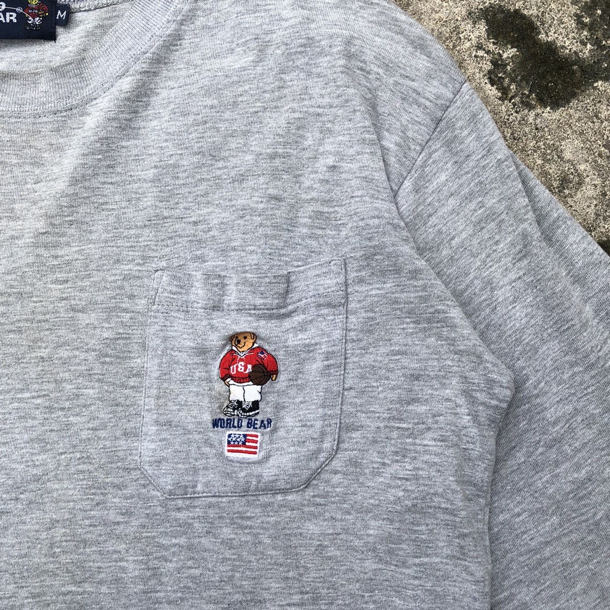 Vintage Rare Vintage World Bear Rip Off Polo Bear Single Pocket Tee Size US S / EU 44-46 / 1 - 4 Thumbnail