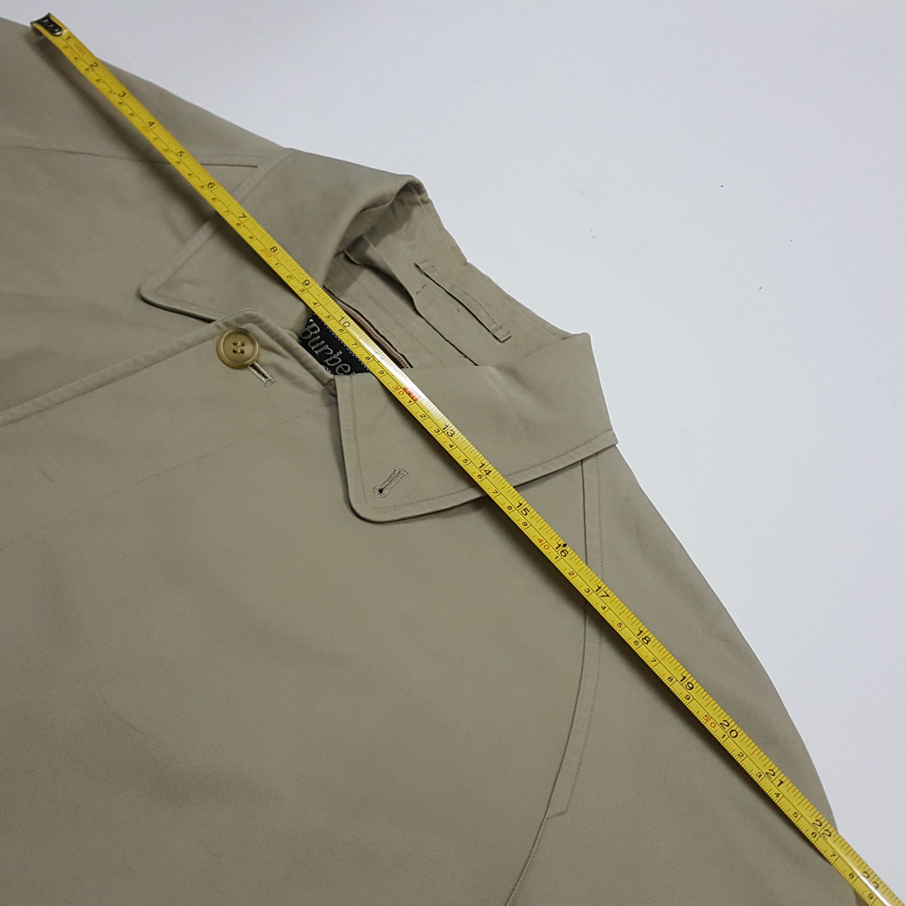 Burberry × Vintage Vintage Burberrys Nova Check Tranch Coats/1 Size US L / EU 52-54 / 3 - 7 Thumbnail