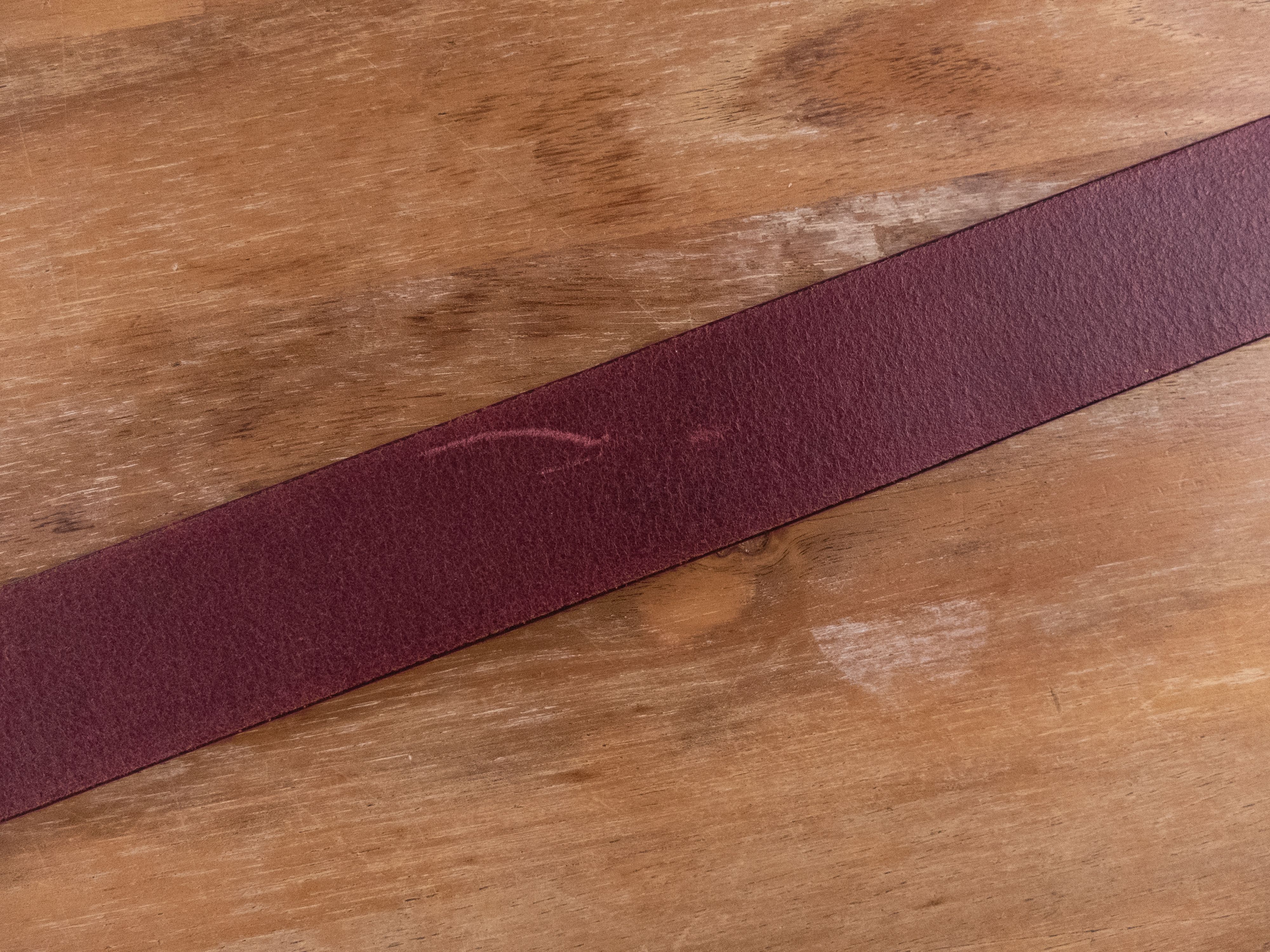 Ermenegildo Zegna ERMENEGILDO ZEGNA red suede belt 105 40 fits 40 inch waist Size 40 - 9 Thumbnail