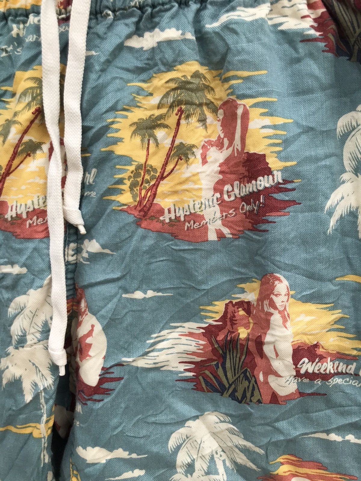 Hysteric Glamour Hysteric glamour hawaiian distressed short pants Size US 30 / EU 46 - 6 Thumbnail