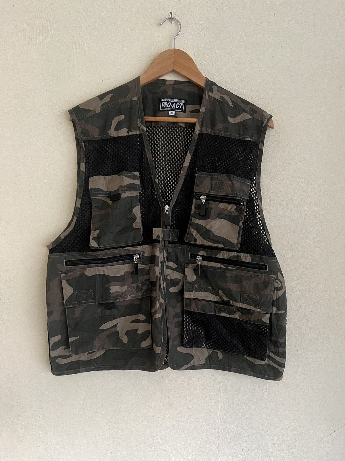 Rare!!! Vintage Tzlac Camo Vest Jacket Multi Pocket Spellout Tzlac Camouflage Pullover Jumper Sweater Japanese Vest good Jacket Streetwear