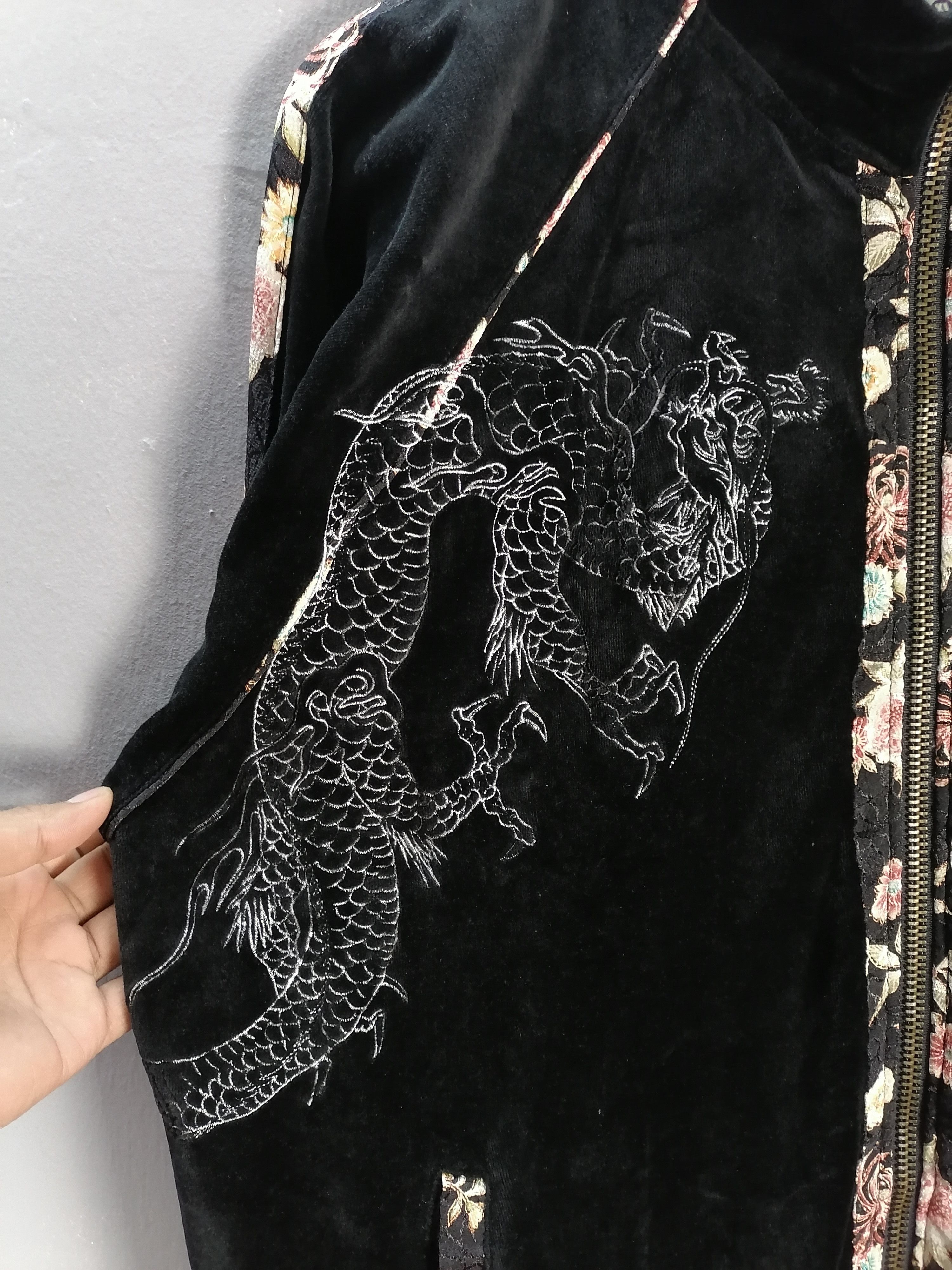 Japanese Brand 🔥Karakuri Generation Dragon Embroidery Velvet Jacket⚡ Size US XL / EU 56 / 4 - 2 Thumbnail