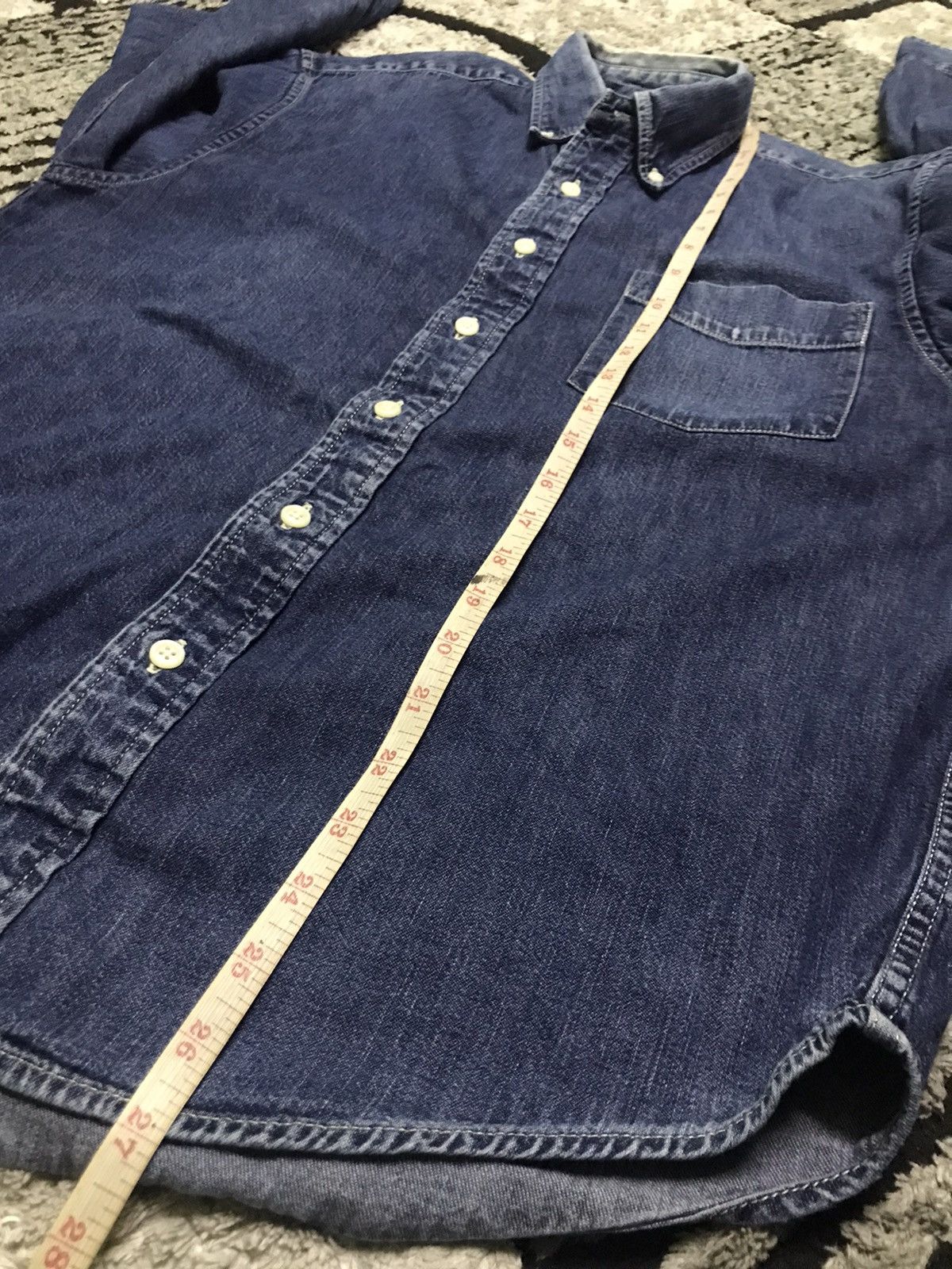 Uniqlo Vintage Uniqlo plain dark blue denim shirts Size US M / EU 48-50 / 2 - 7 Thumbnail