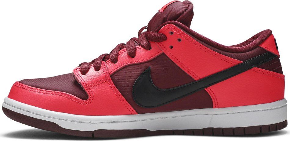 Hypebeast × Nike Nike SB Dunk Low Pro J Pack Laser Crimson 304292 606 Size 9 Size US 9 / EU 42 - 3 Thumbnail