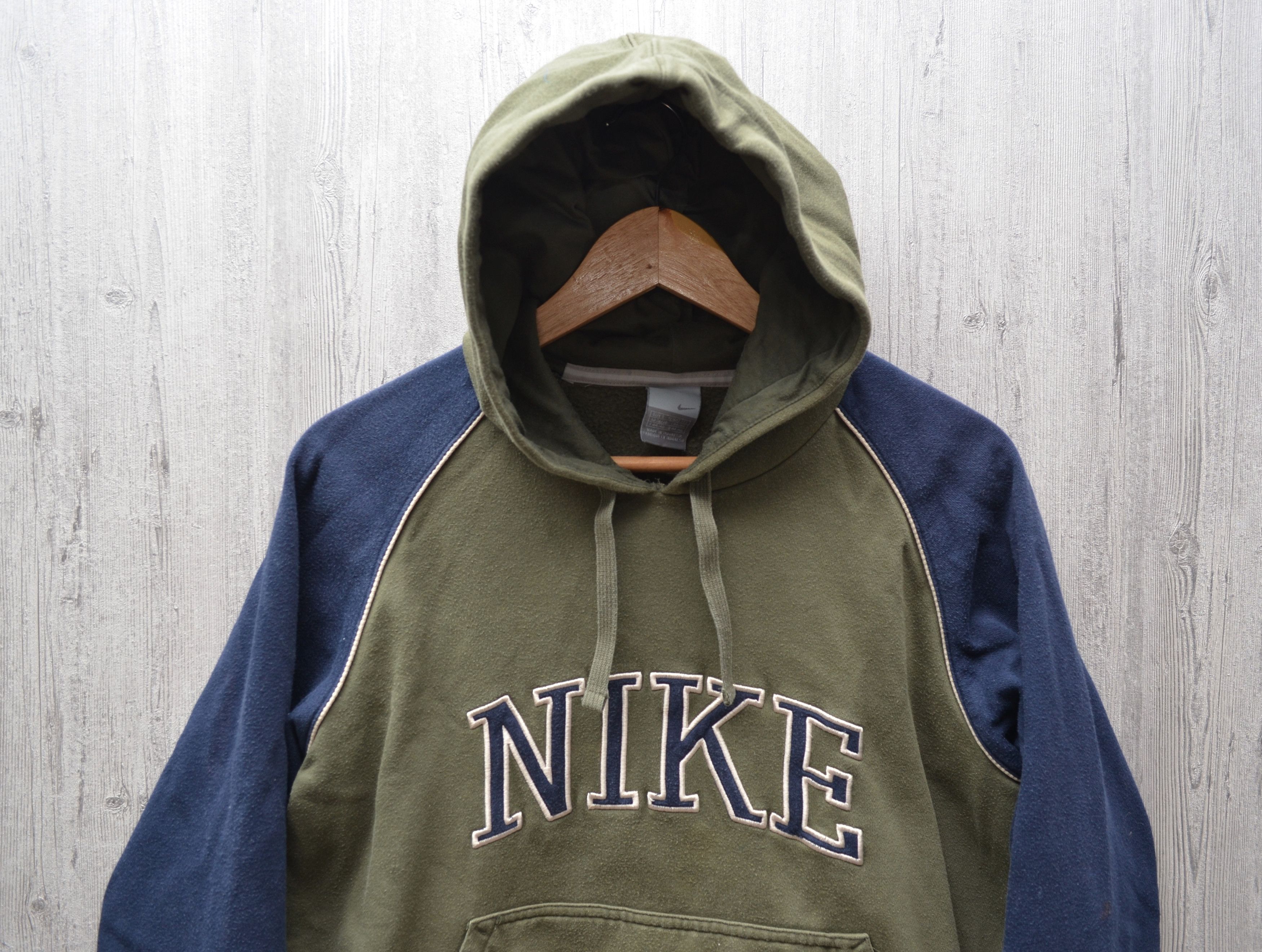 Nike Nike Vintage Big Embroided Logo Hoodie 90s y2k Size US S / EU 44-46 / 1 - 2 Thumbnail