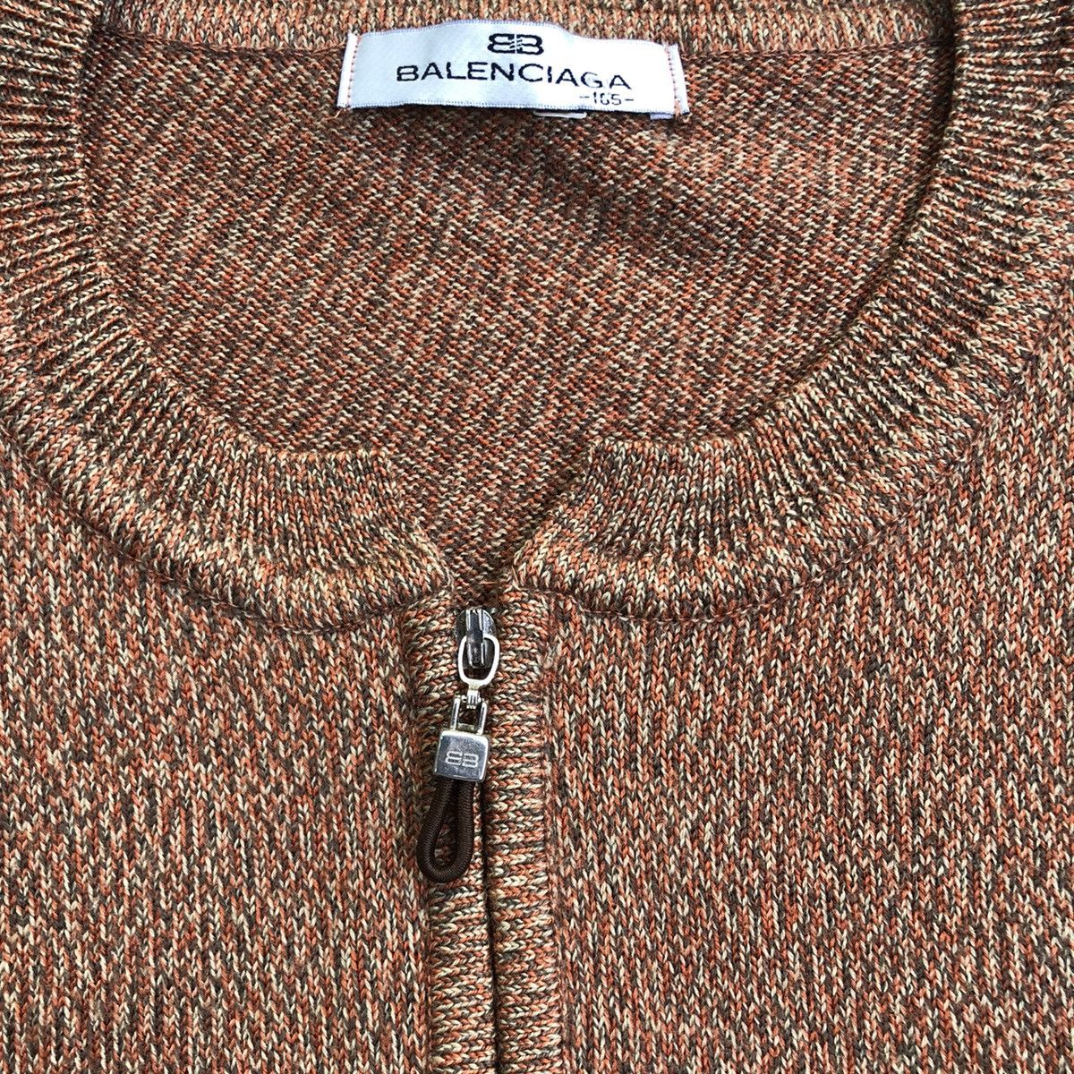 Balenciaga Vintage 90s Balenciaga Knitwear Brown BB Logo Size US L / EU 52-54 / 3 - 8 Thumbnail