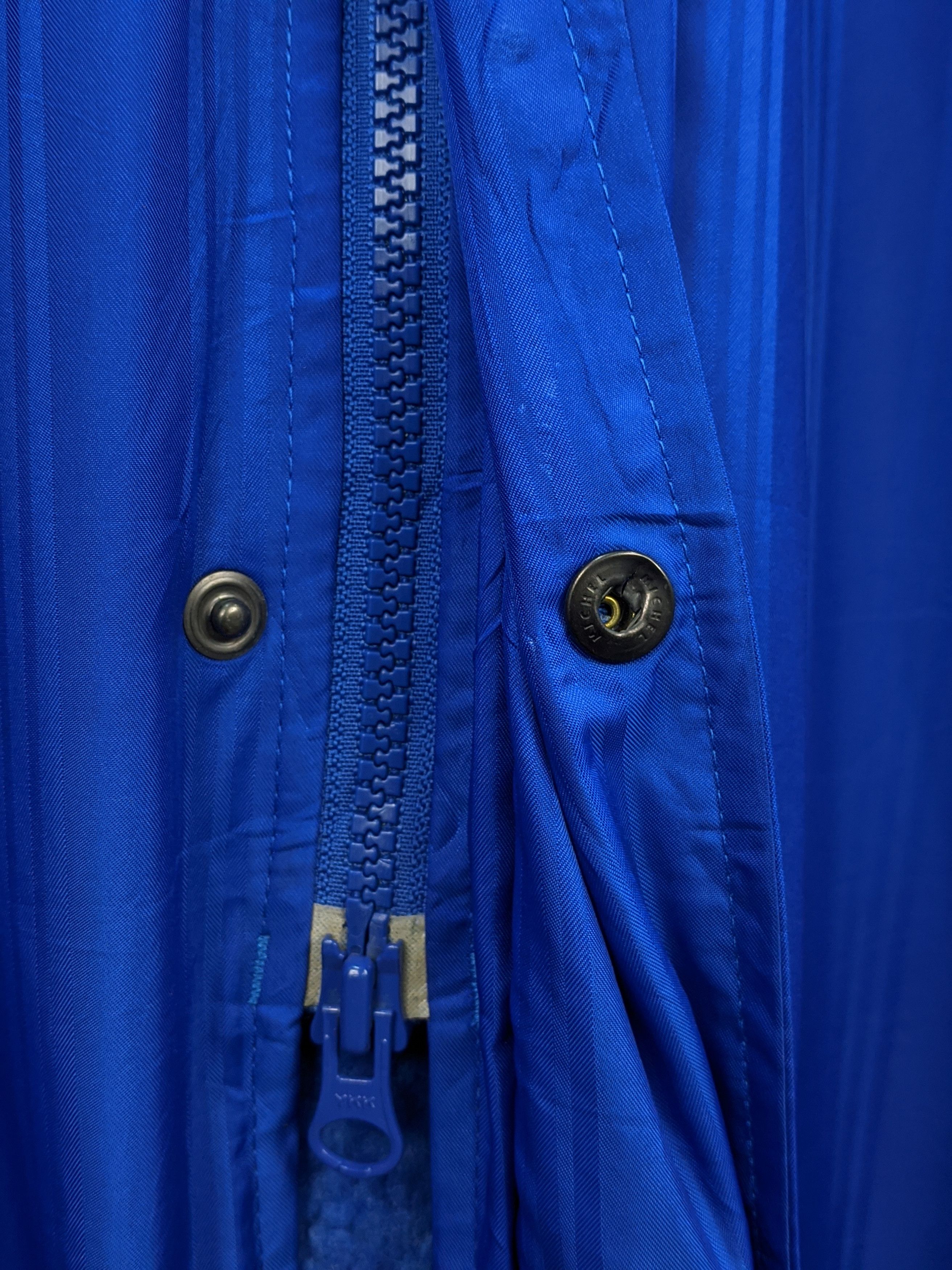 Adidas Vintage Adidas Puffer Jacket J0336 Size US M / EU 48-50 / 2 - 11 Thumbnail