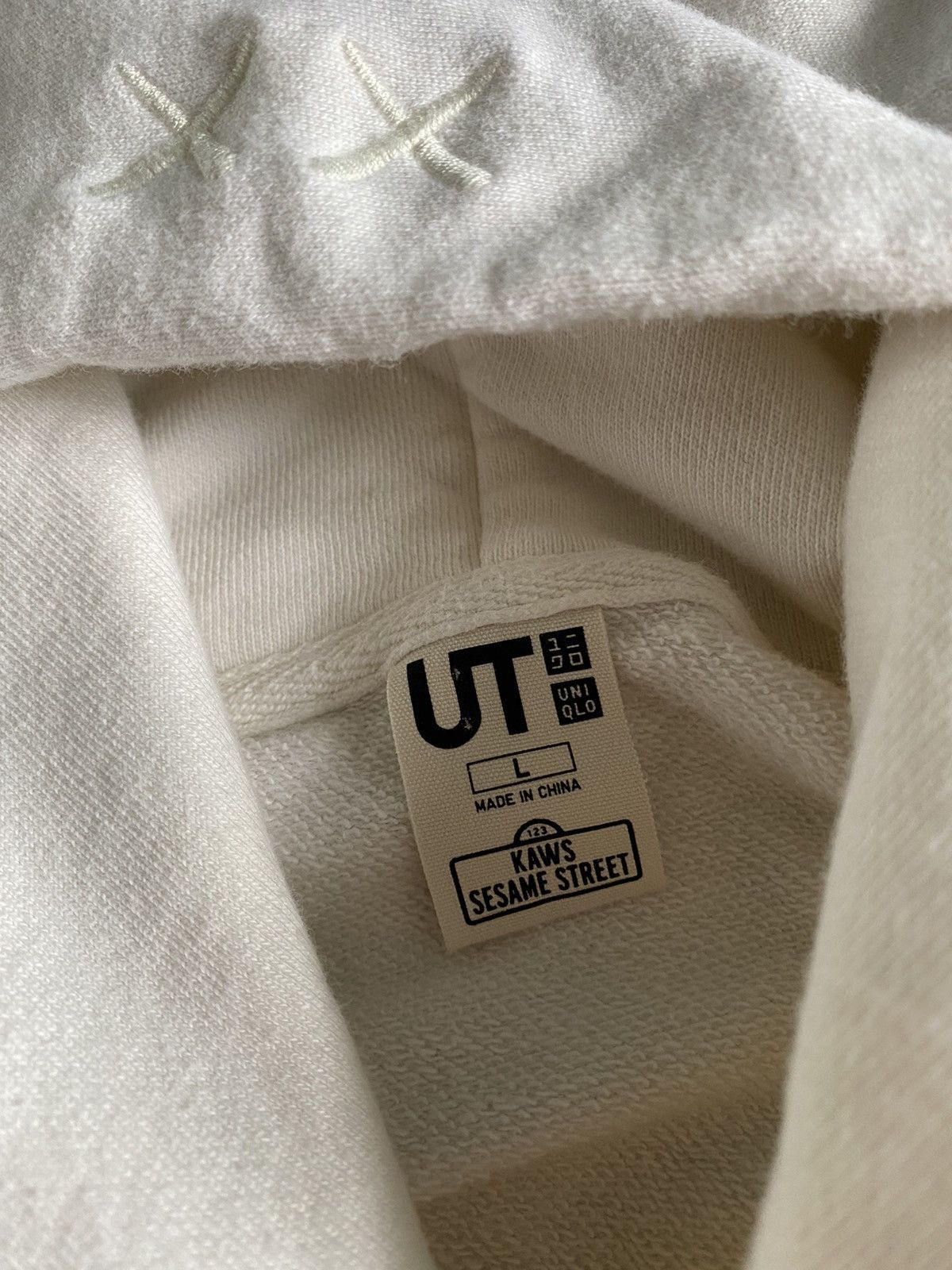 Kaws × Uniqlo Uniqlo x Kaws X Sesame Street Burt & Ernie Hoodie Womens L Size L / US 10 / IT 46 - 6 Thumbnail