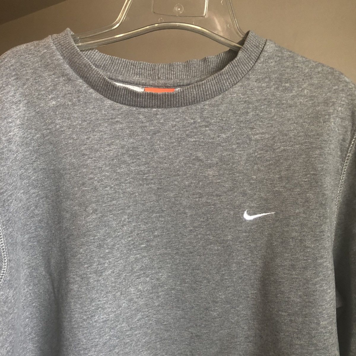 Nike Vintage Nike Basic Swoosh Logo Pullover Sweatshirt Crewneck Size US XL / EU 56 / 4 - 1 Thumbnail