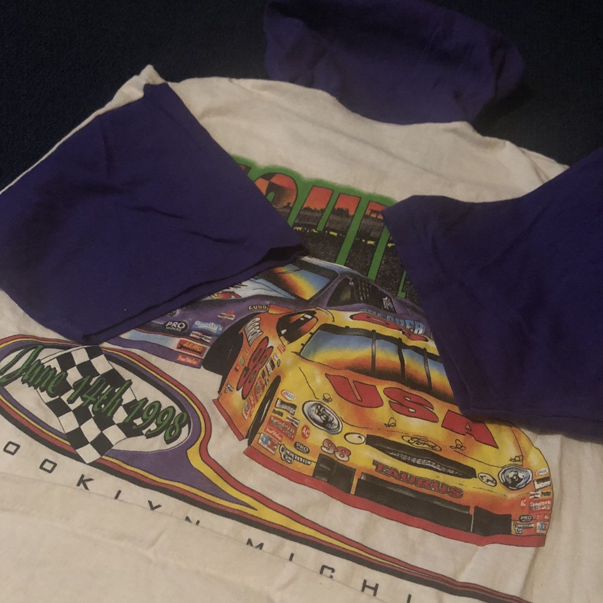 NASCAR Vintage 90s NASCAR Michigan Big Graphic Logo T Shirt Hoodie Size US XL / EU 56 / 4 - 4 Thumbnail