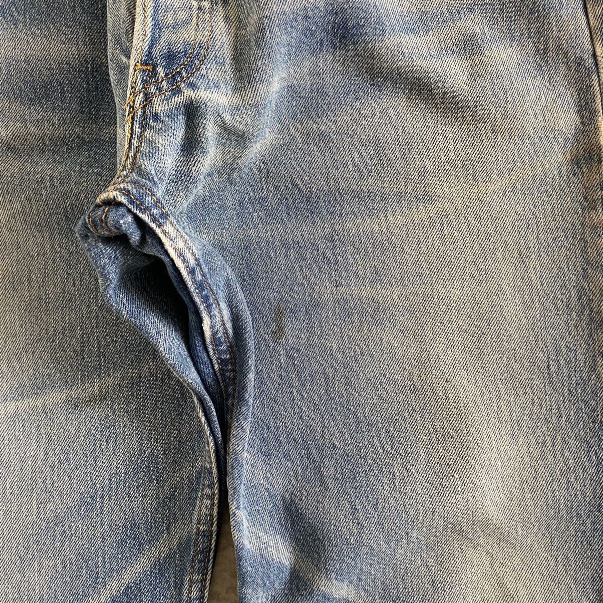 Levi's Size 33x32 Vintage Levi's 501 Faded Blue Distressed Jeans Size US 33 - 10 Thumbnail