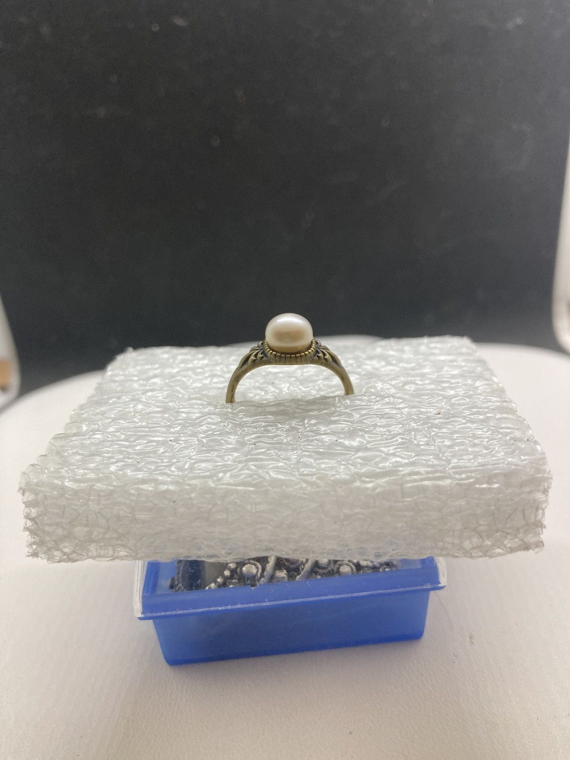 Handmade White pearl bead bronze ring - size 6 Size ONE SIZE - 2 Thumbnail