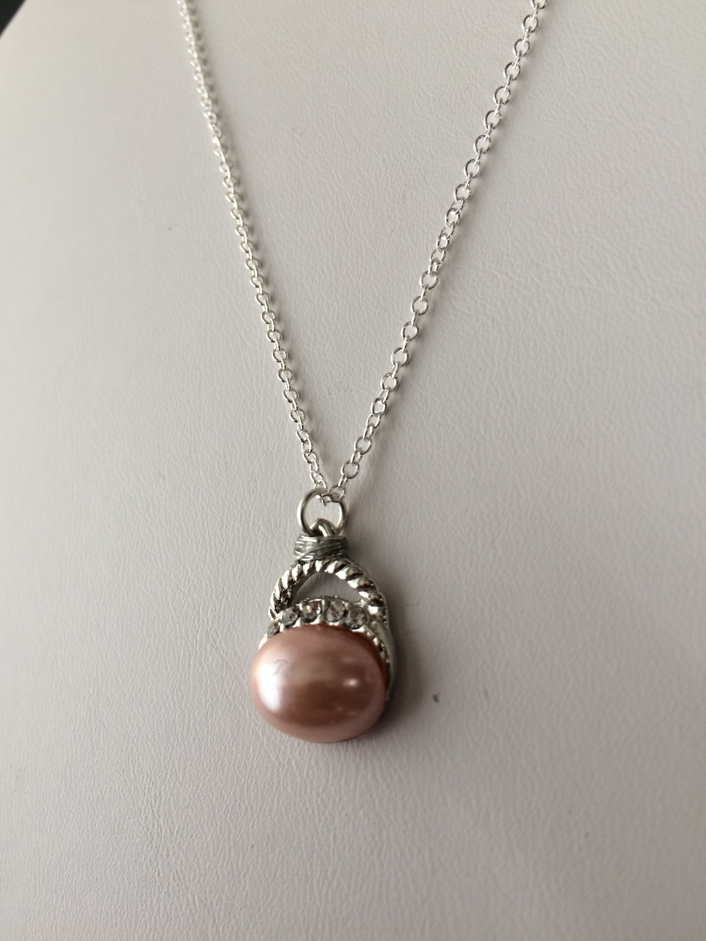 Jewelry Pink Seashell Chain Necklace With Czs Size ONE SIZE - 3 Thumbnail
