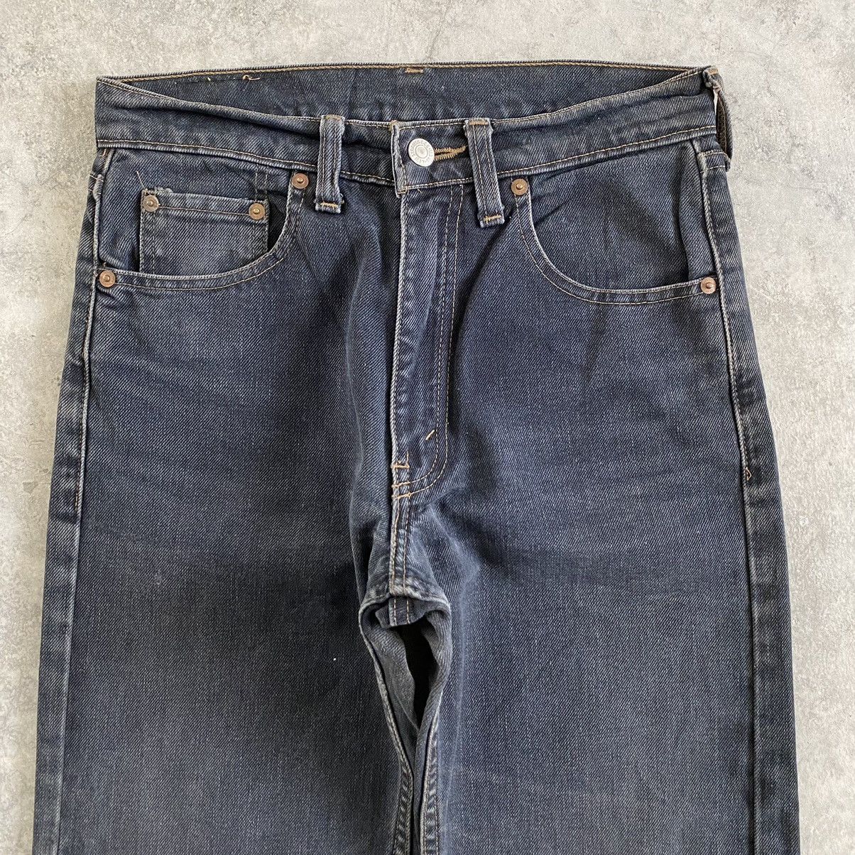 Levi's Vintage 1993 Levi's 509 Faded Black Ripped Denim Jeans Size US 28 / EU 44 - 5 Thumbnail