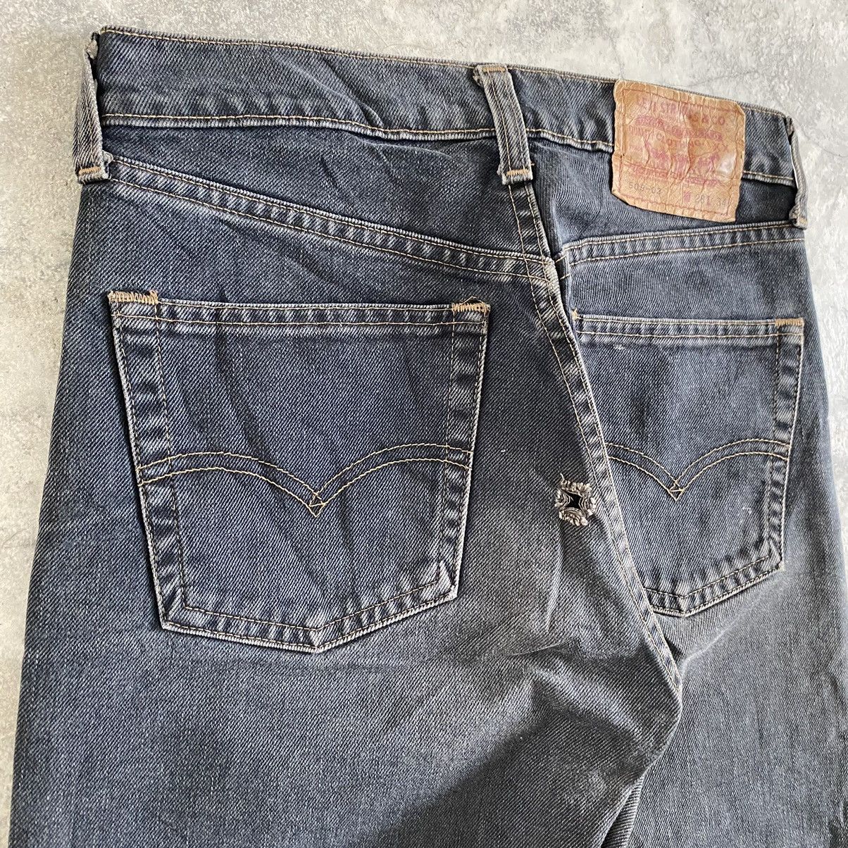 Levi's Vintage 1993 Levi's 509 Faded Black Ripped Denim Jeans Size US 28 / EU 44 - 17 Thumbnail
