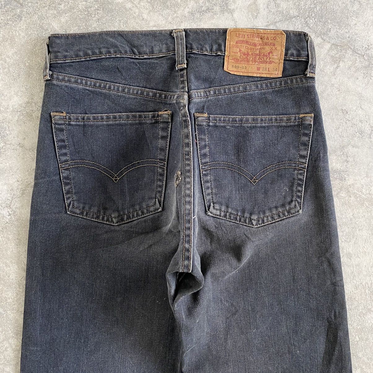 Levi's Vintage 1993 Levi's 509 Faded Black Ripped Denim Jeans Size US 28 / EU 44 - 15 Thumbnail