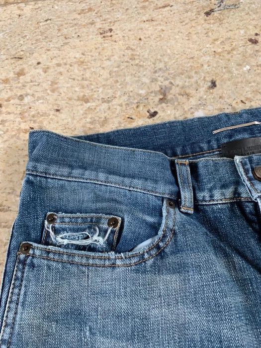 Saint Laurent Paris D02 Distressed Denim in Indigo Size US 30 / EU 46 - 4 Thumbnail