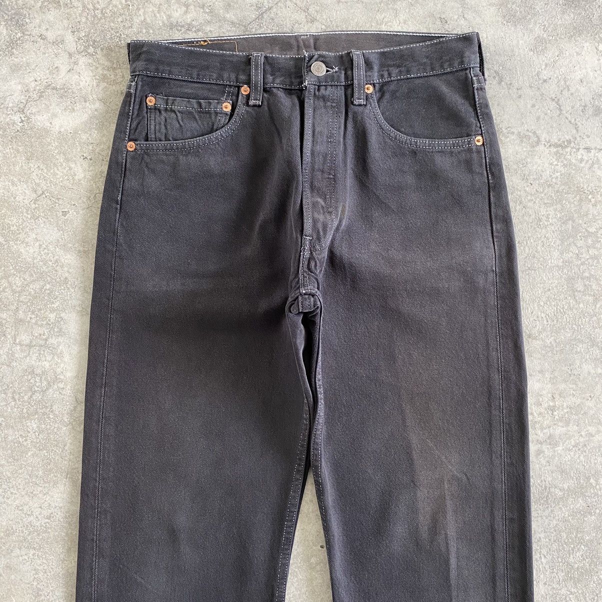 Levi's Size 30x29 Vintage 1999 Levi's 501 Faded Black Denim Jeans Size US 30 / EU 46 - 2 Thumbnail