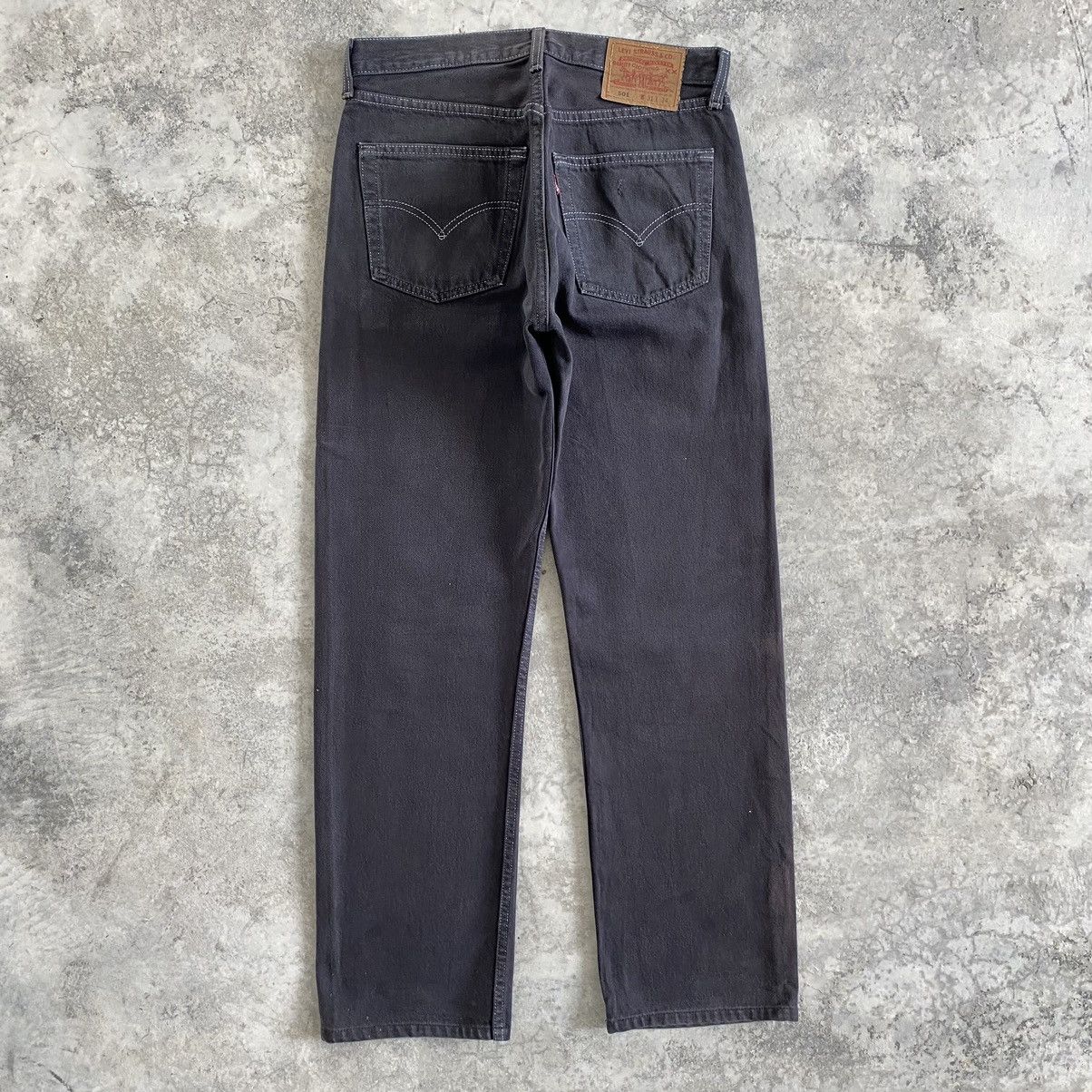 Levi's Size 30x29 Vintage 1999 Levi's 501 Faded Black Denim Jeans Size US 30 / EU 46 - 14 Thumbnail
