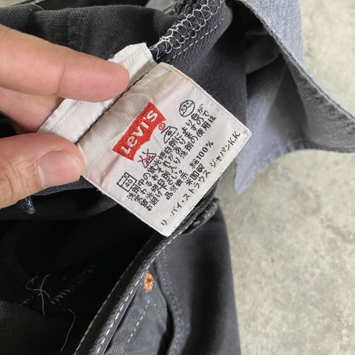 Levi's Size 30x29 Vintage 1999 Levi's 501 Faded Black Denim Jeans Size US 30 / EU 46 - 24 Thumbnail