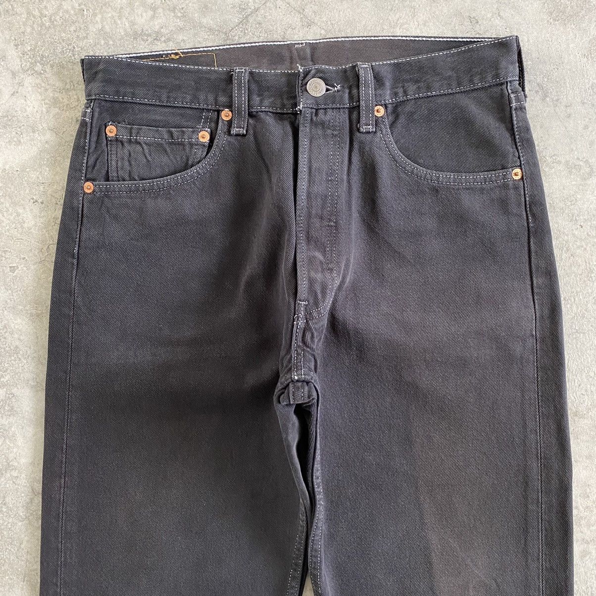 Levi's Size 30x29 Vintage 1999 Levi's 501 Faded Black Denim Jeans Size US 30 / EU 46 - 7 Thumbnail