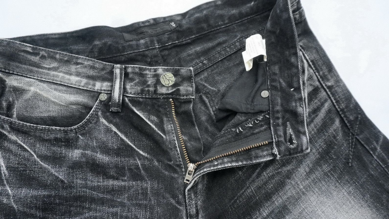 GOSTAR DE FUGA 🎌 GOSTAR DE FUGA Distressed Glitter Tribal Skinny Jeans Size US 31 - 18 Thumbnail