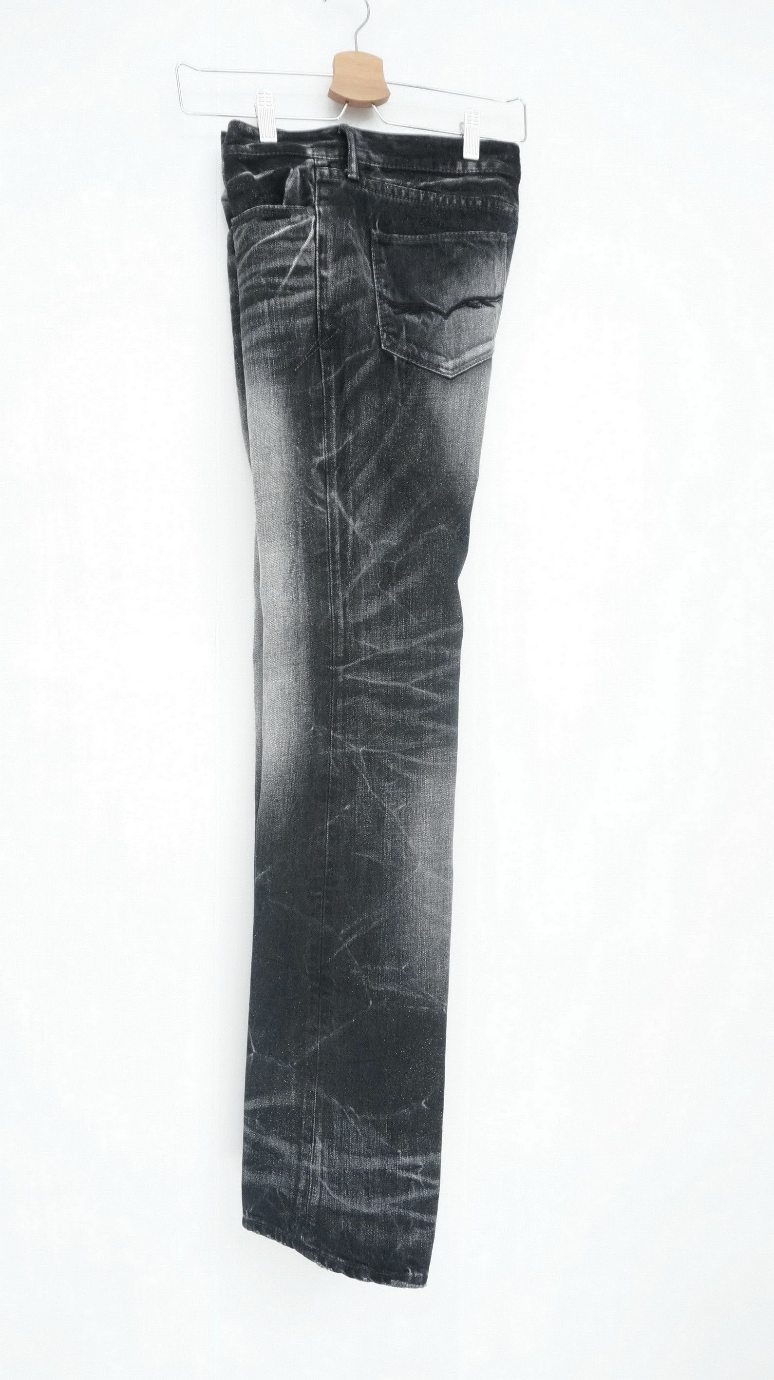 GOSTAR DE FUGA 🎌 GOSTAR DE FUGA Distressed Glitter Tribal Skinny Jeans Size US 31 - 12 Thumbnail