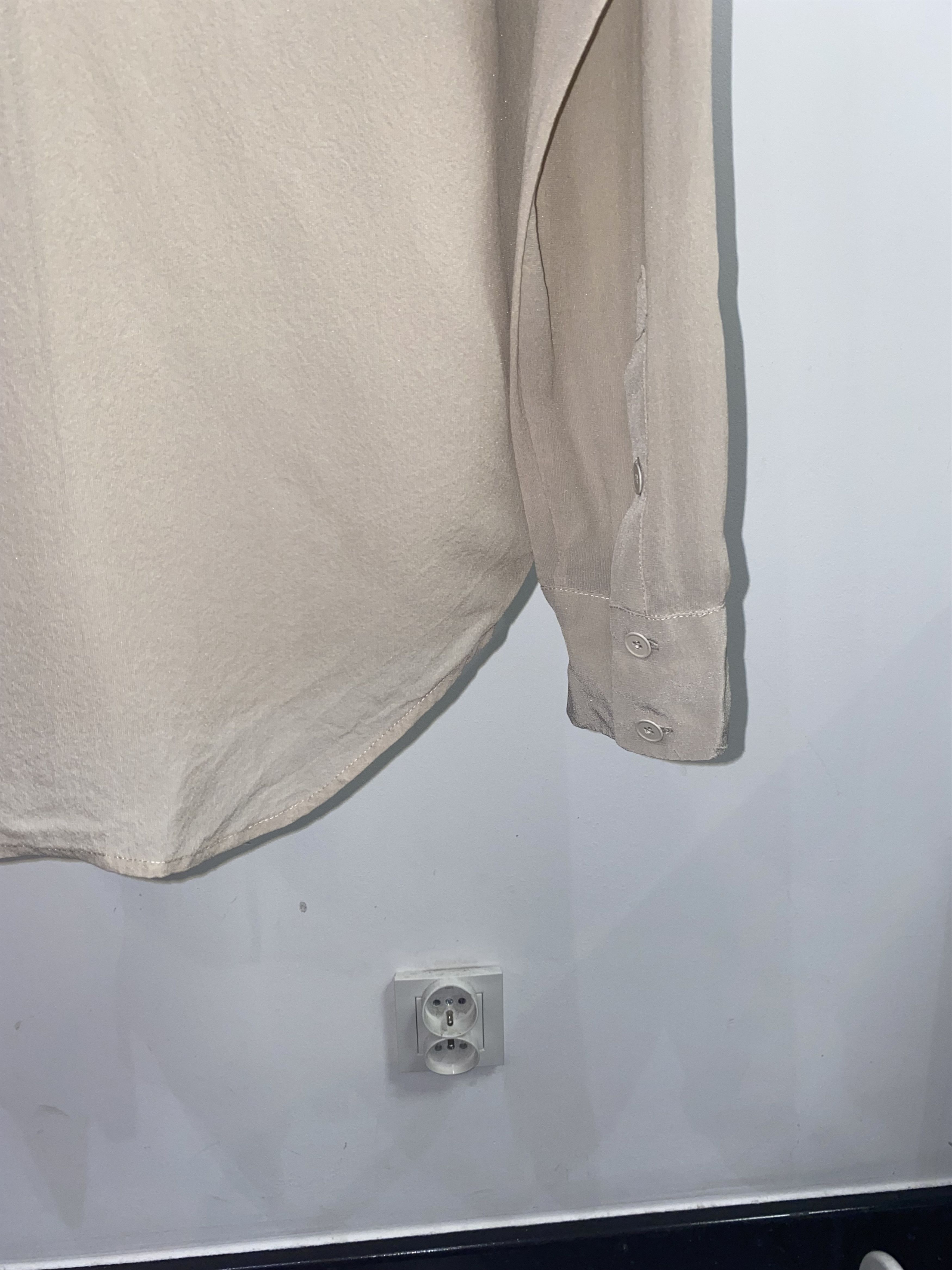 Alexander Wang Alexander Wang Beige Silk Button Up Shirt Size US S / EU 44-46 / 1 - 6 Thumbnail
