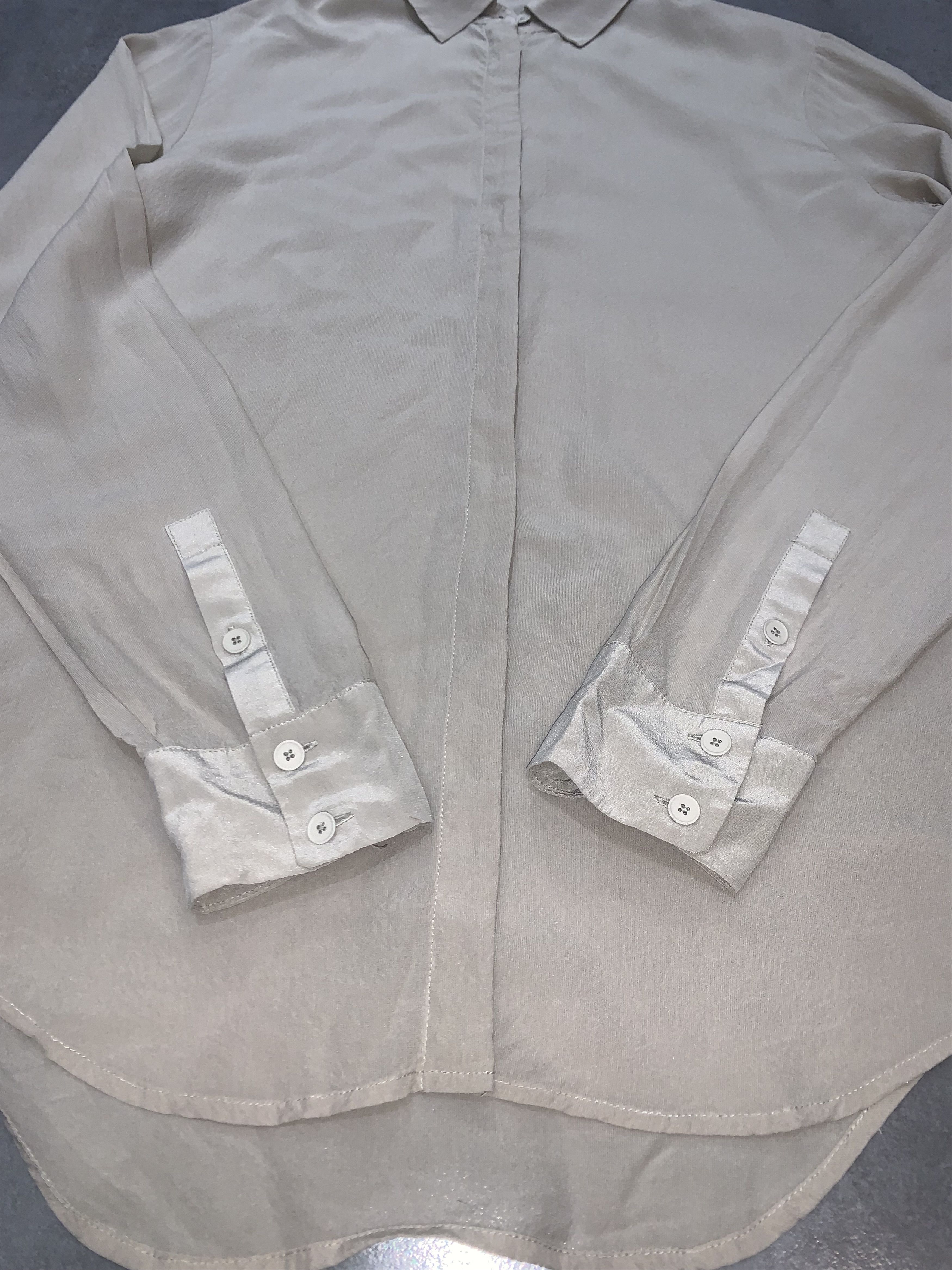 Alexander Wang Alexander Wang Beige Silk Button Up Shirt Size US S / EU 44-46 / 1 - 10 Thumbnail