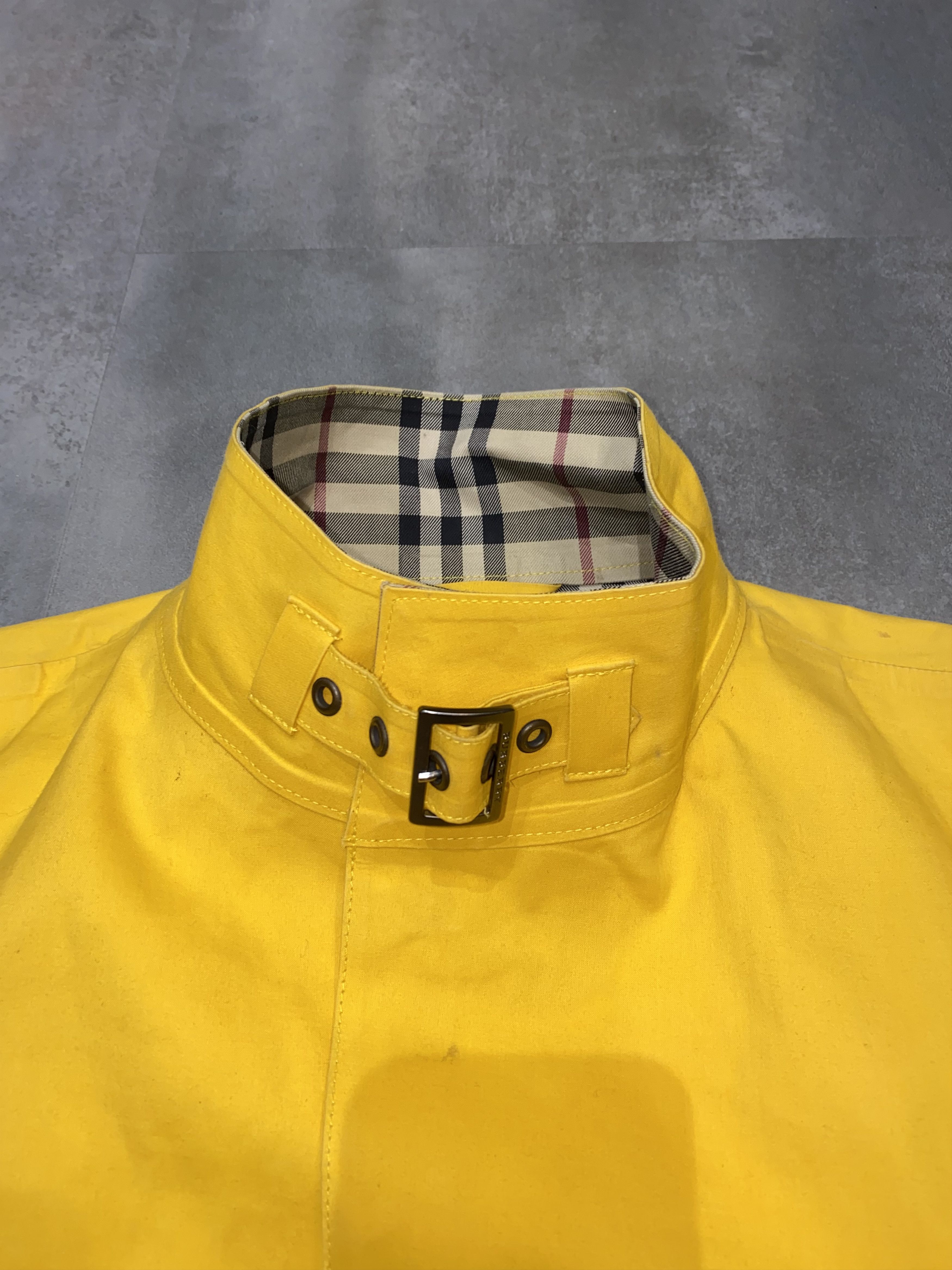Burberry Burberry Nova Check Yellow Light Jacket Size US M / EU 48-50 / 2 - 11 Thumbnail