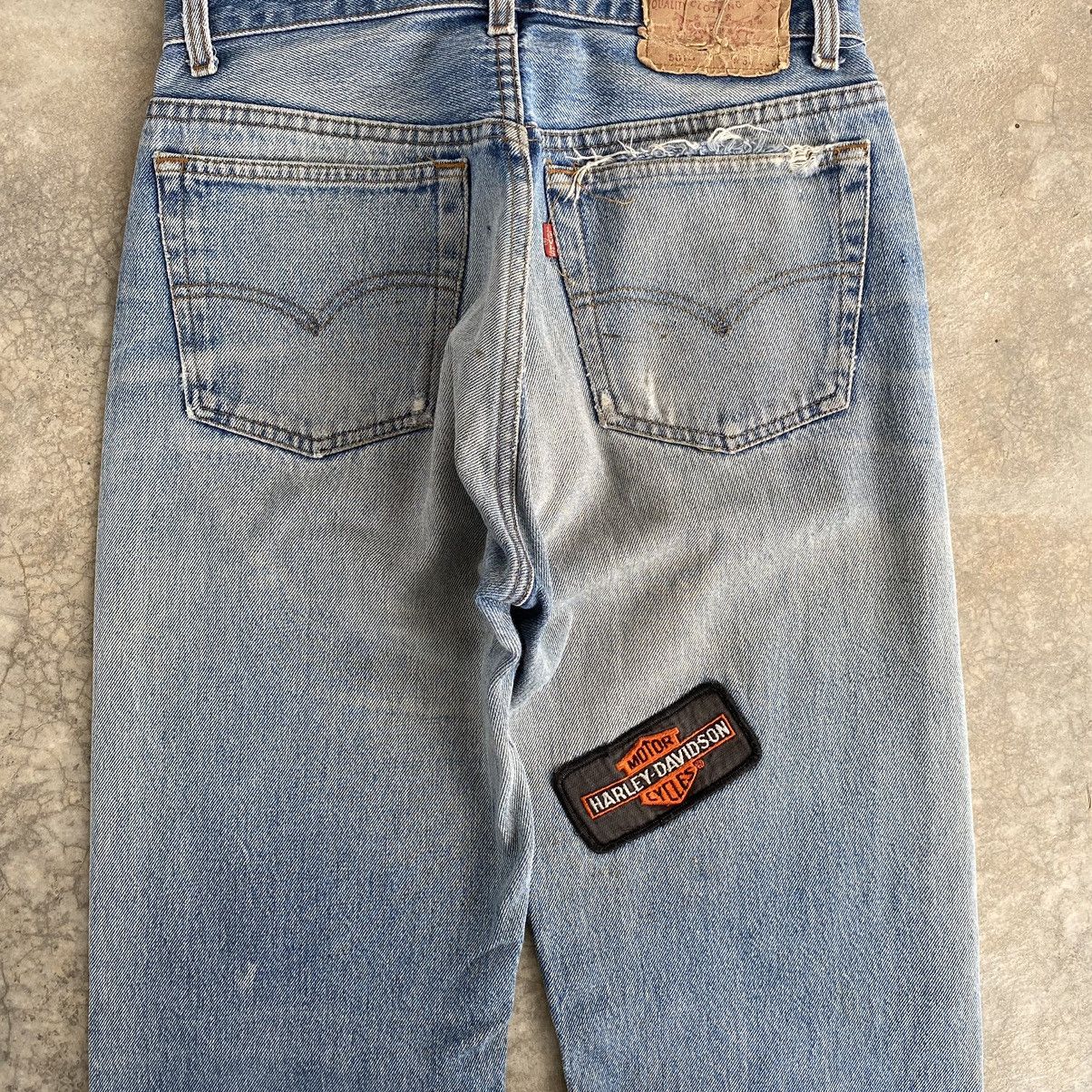 Levi's Vintage 80’s Levi's 501 Faded Blue Ripped Denim Jeans Size US 27 - 17 Thumbnail