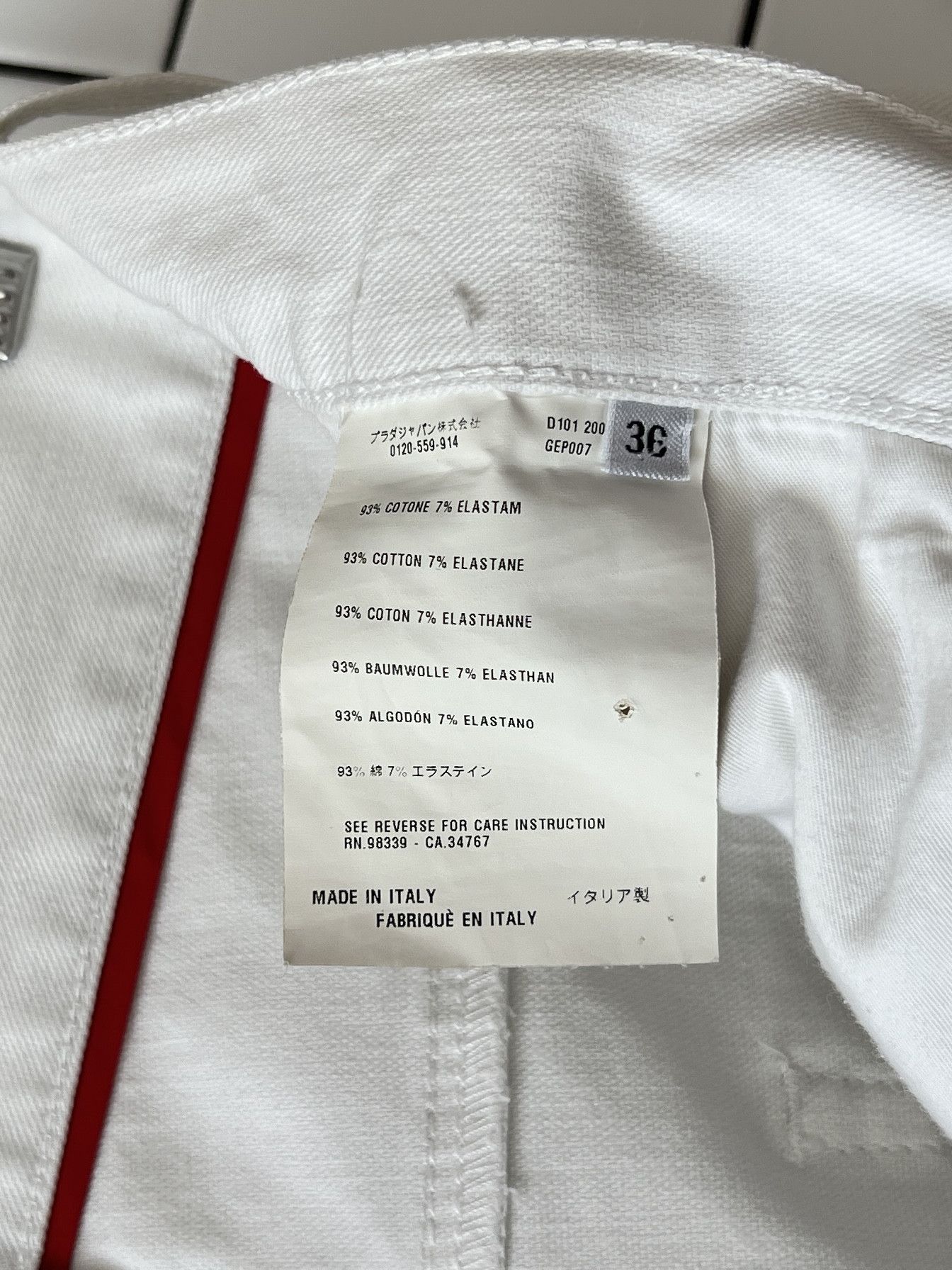 Jean × Prada PRADA Jeans White Denim pants red pants A0087 Size US 36 / EU 52 - 13 Thumbnail
