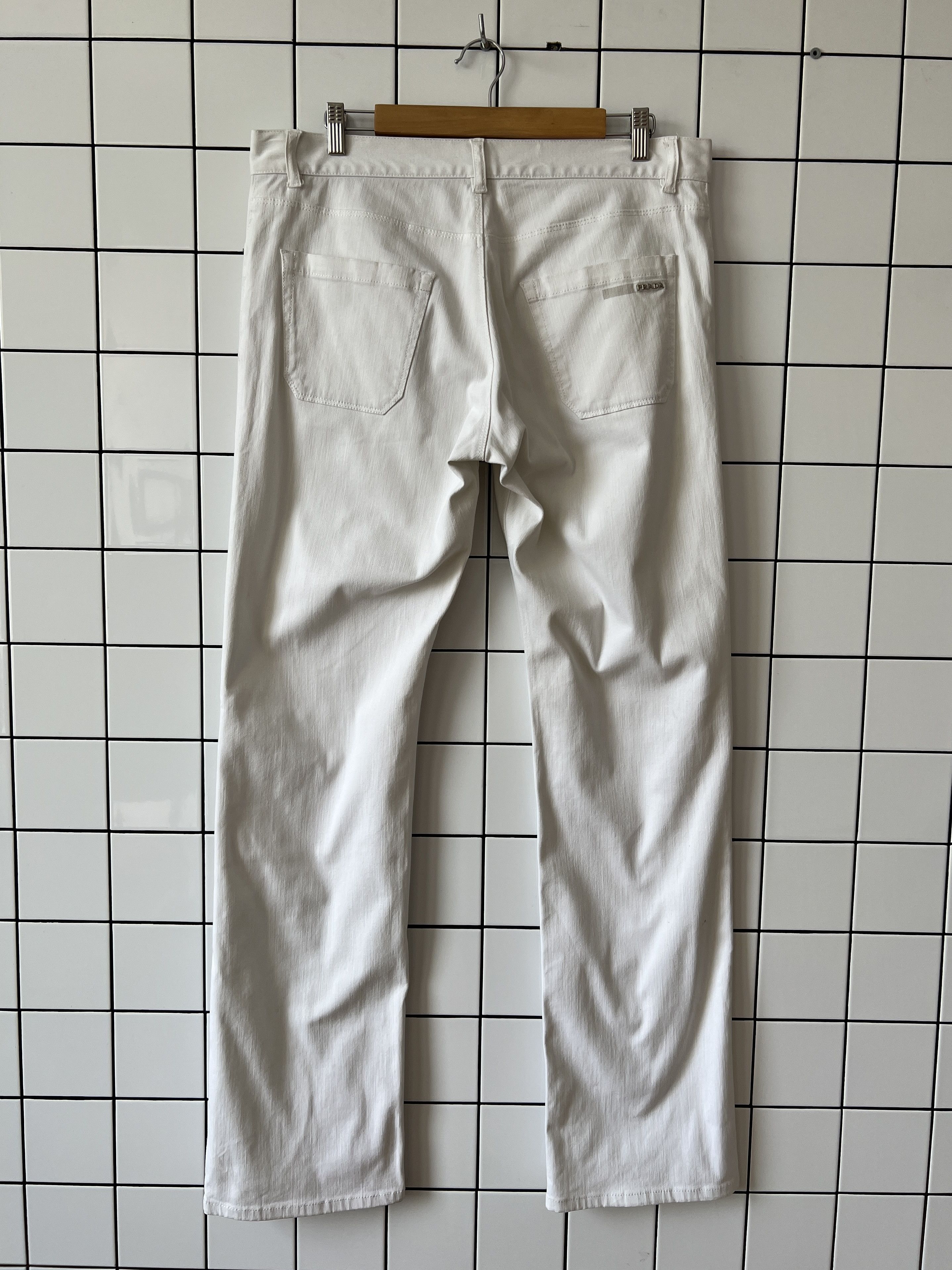 Jean × Prada PRADA Jeans White Denim pants red pants A0087 Size US 36 / EU 52 - 5 Thumbnail