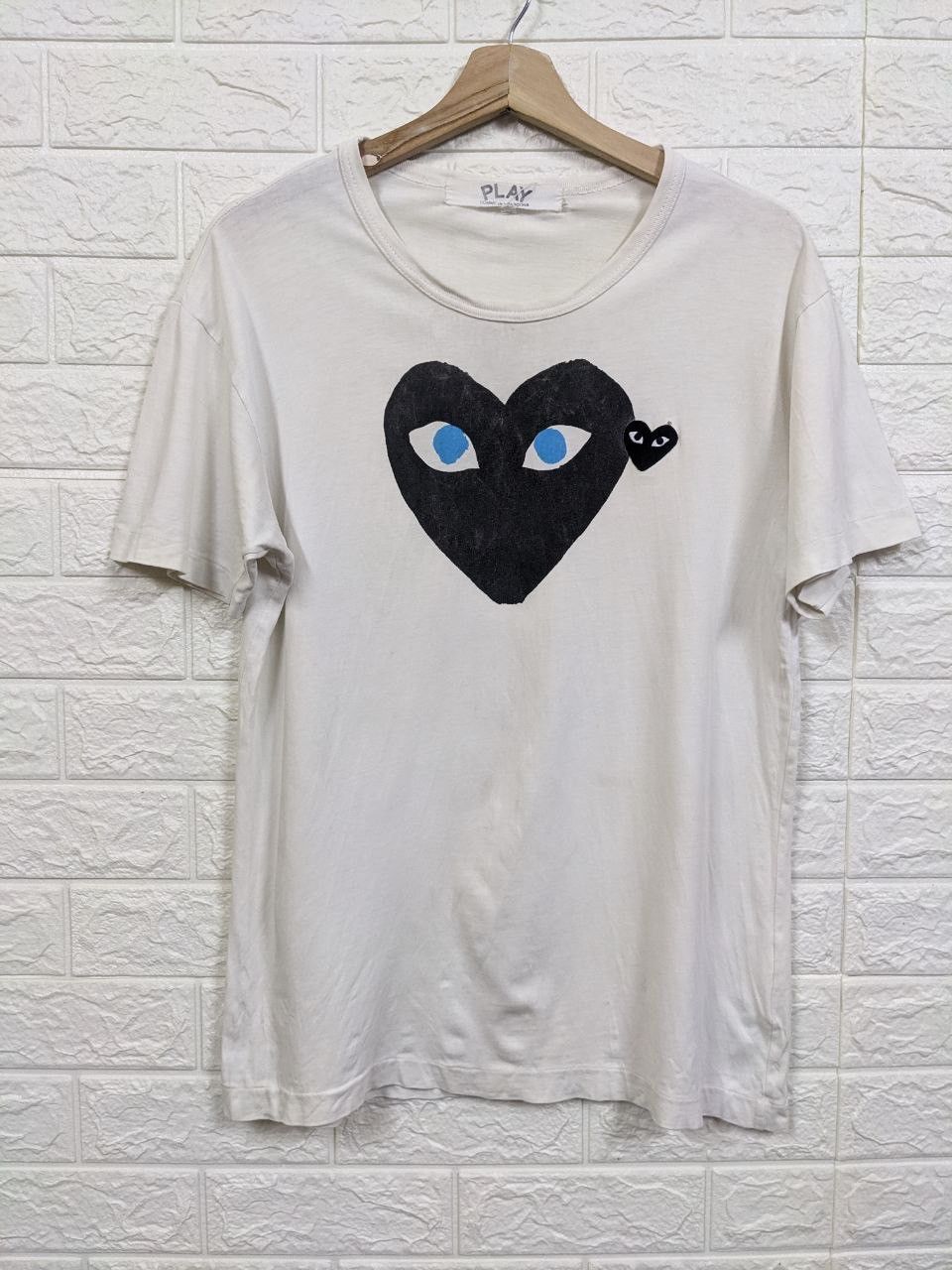 CDG by Comme des Garcons × Comme des Garcons play CDG Black Love Tshirt Size US M / EU 48-50 / 2 - 1 Thumbnail