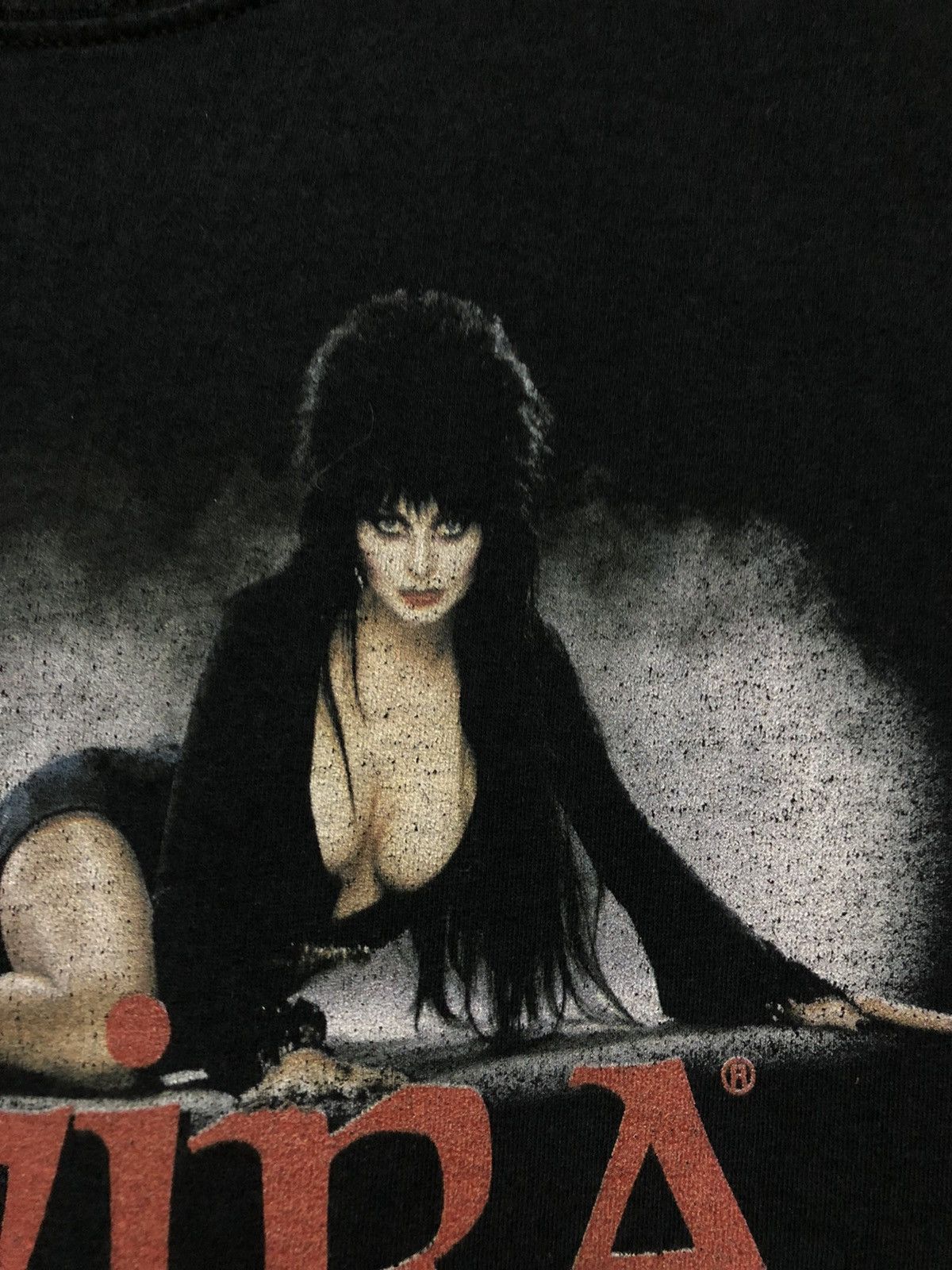 Expert Horror × Vintage Vintage 00s Elvira Mistress of The Dark Horror Movie Shirt Size US XL / EU 56 / 4 - 4 Thumbnail