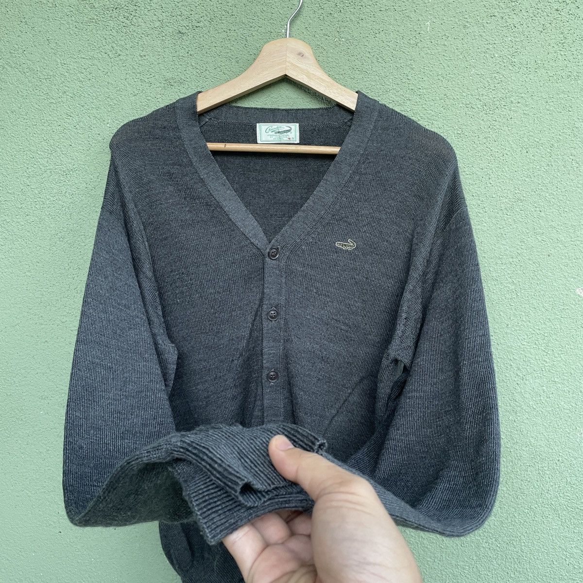 Aran Isles Knitwear Vintage CROCODILE Embroidery Small Logo Cardigan Knitwear!! Size US M / EU 48-50 / 2 - 4 Thumbnail