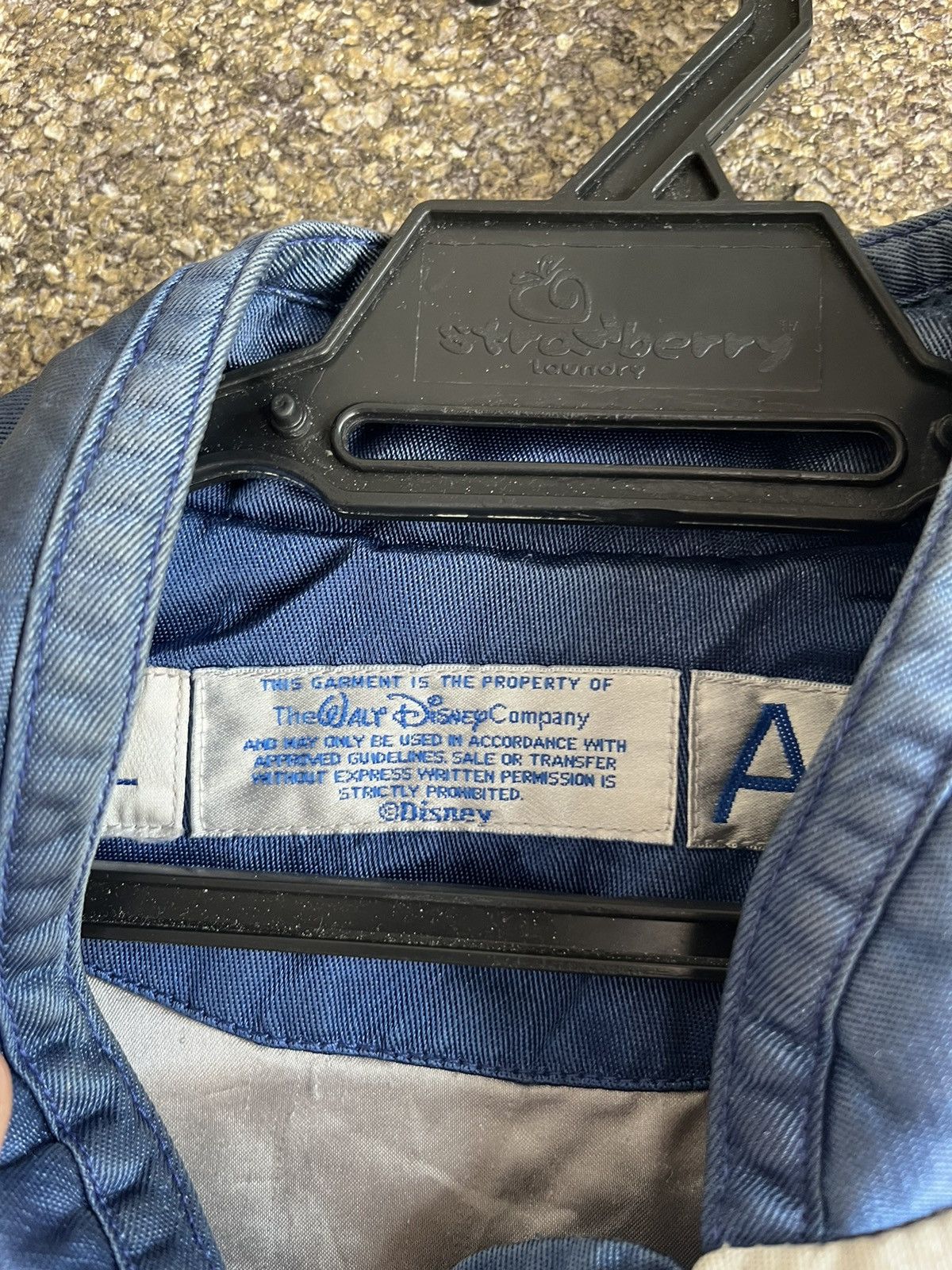 Other Disney jc6 Size US L / EU 52-54 / 3 - 2 Thumbnail
