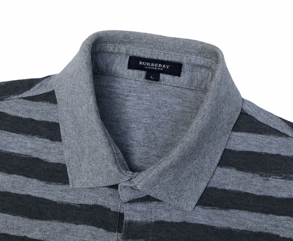 Burberry Burberry London Striped T-Shirt Size US L / EU 52-54 / 3 - 7 Thumbnail