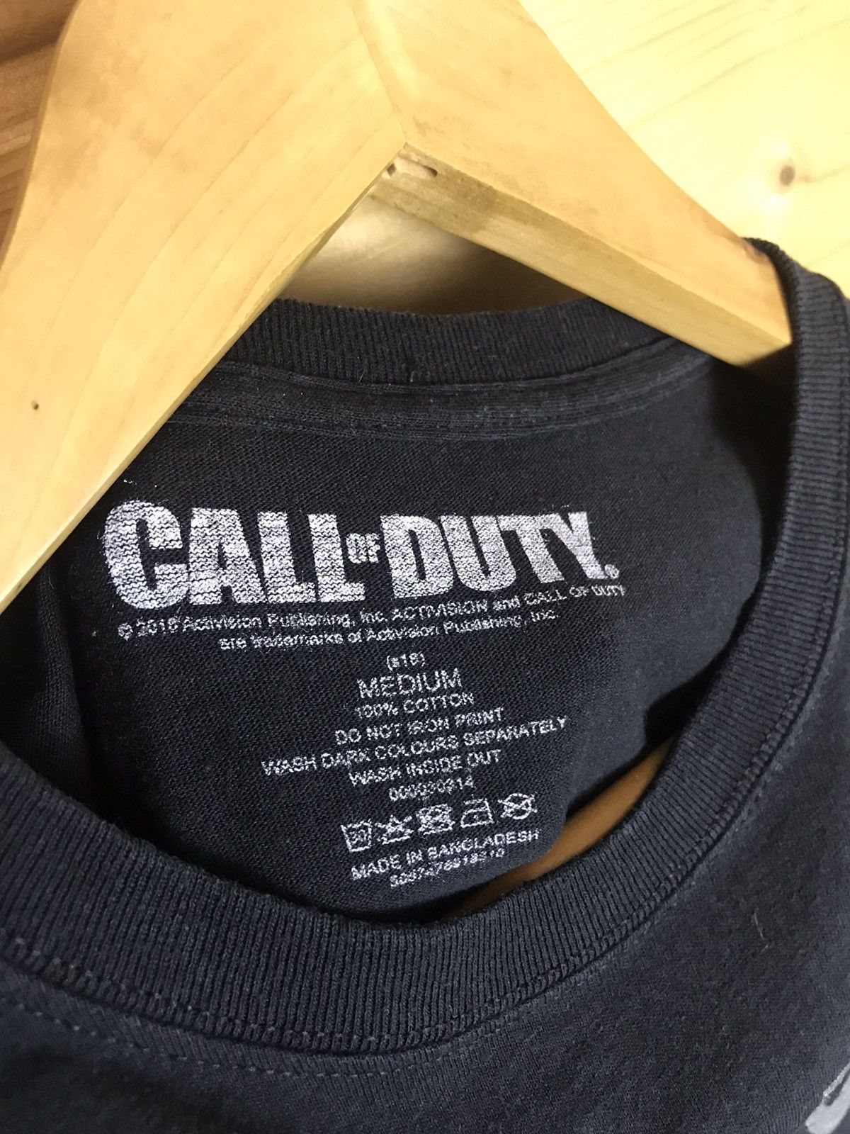 The Game Call of Duty est 2003 big logo t-shirt Size US M / EU 48-50 / 2 - 5 Thumbnail