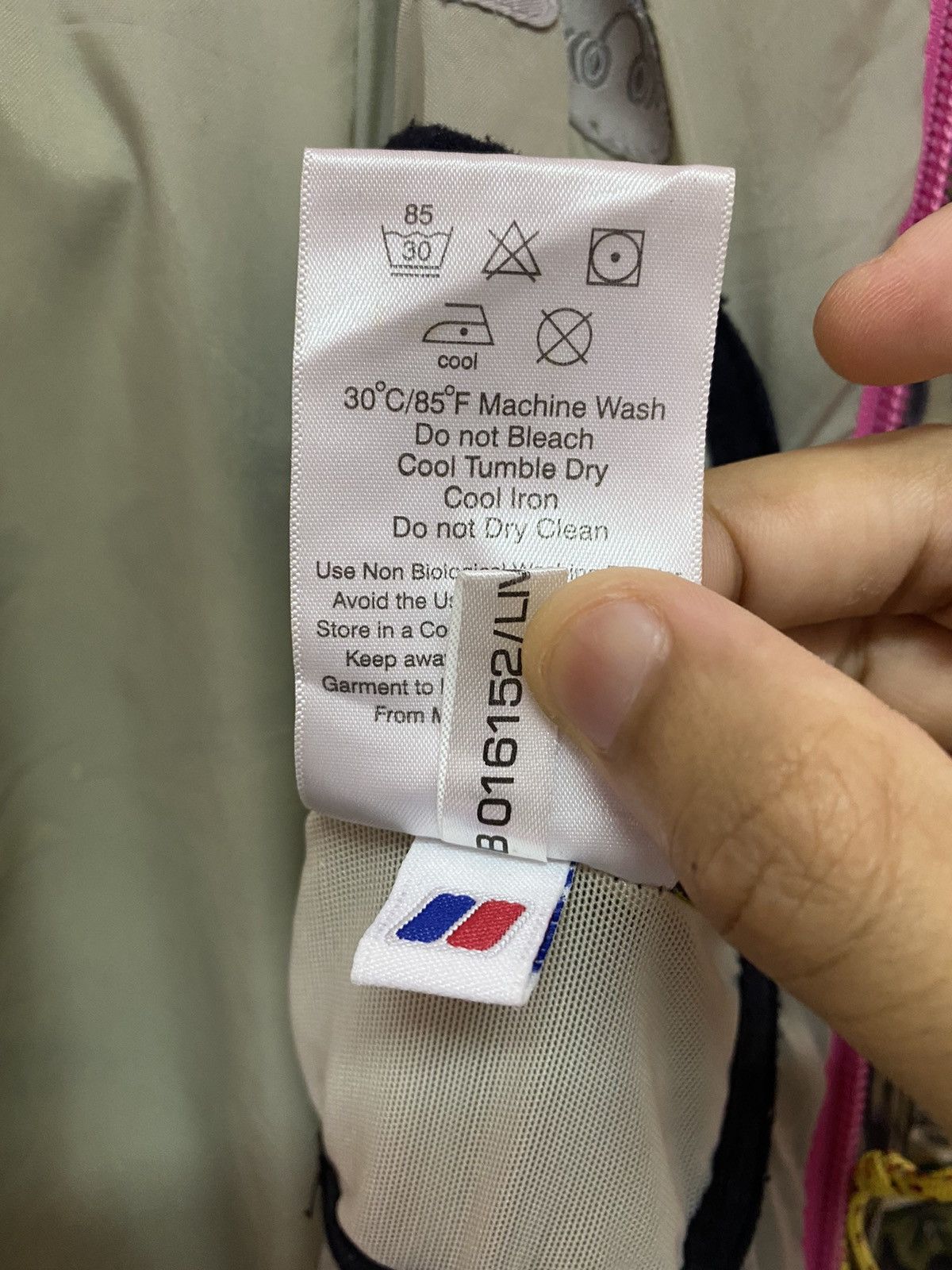 Griffin 🔥GRIFFIN X BERGHAUS RARE WATERPROOF TECHNICAL JACKET Size US M / EU 48-50 / 2 - 14 Thumbnail