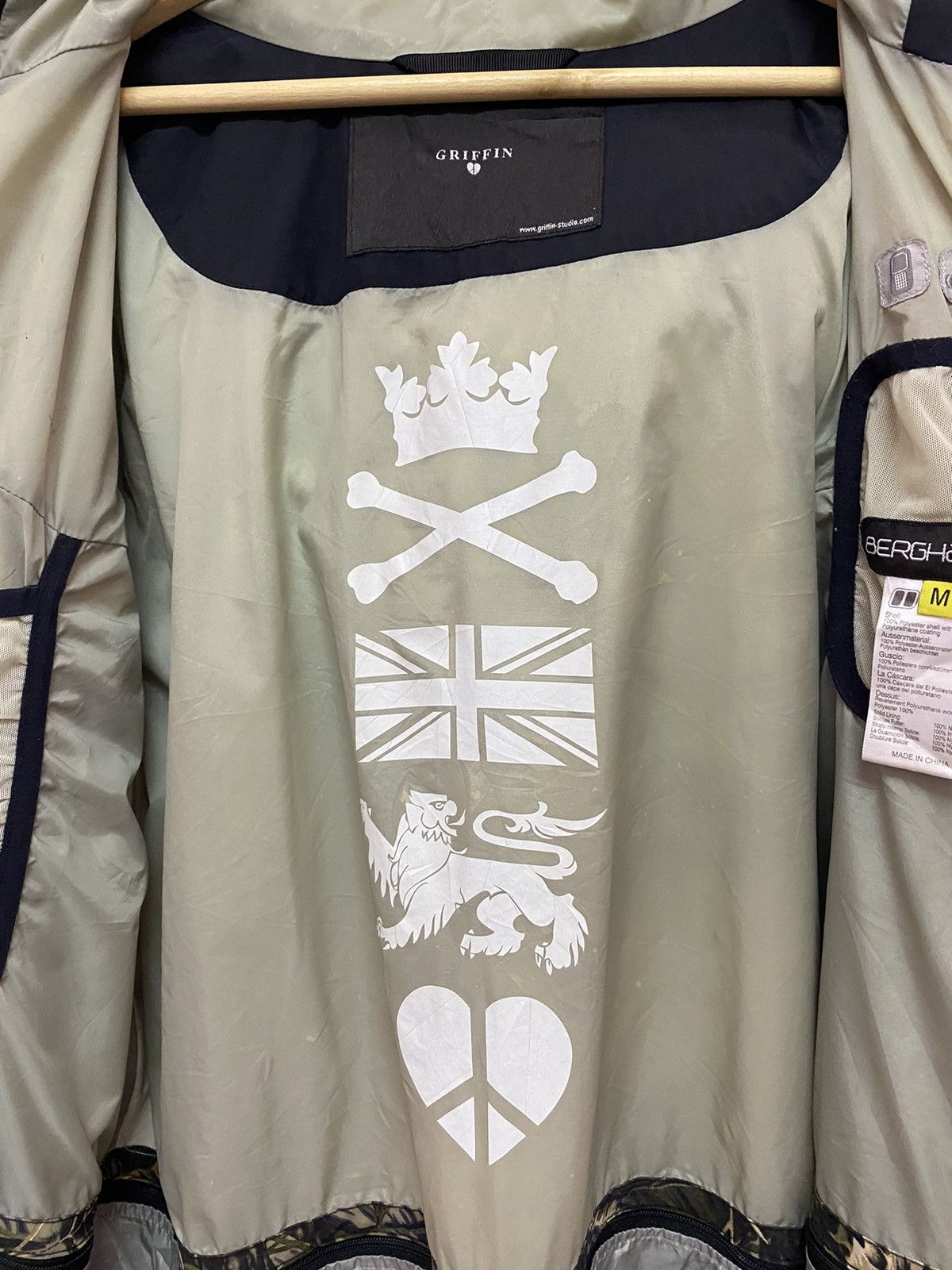 Griffin 🔥GRIFFIN X BERGHAUS RARE WATERPROOF TECHNICAL JACKET Size US M / EU 48-50 / 2 - 10 Thumbnail