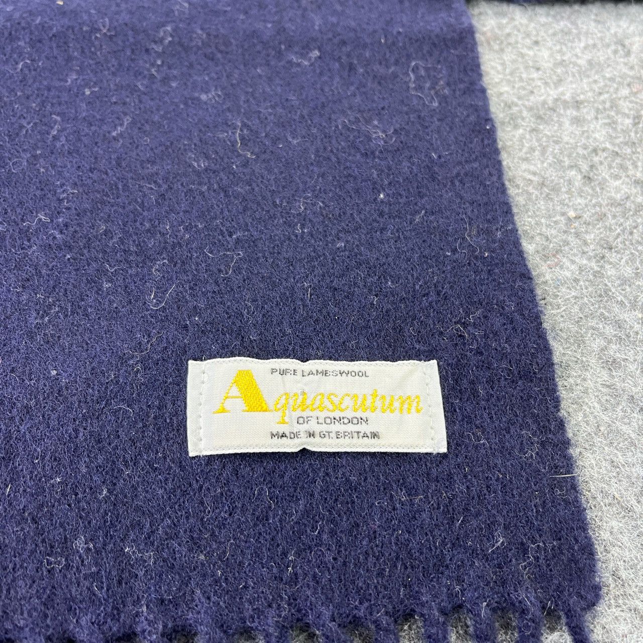 Aquascutum × Vintage AQUASCUTUM PLAIN SCARVES / MUFFLER / NECKWEAR T092 Size ONE SIZE - 9 Thumbnail