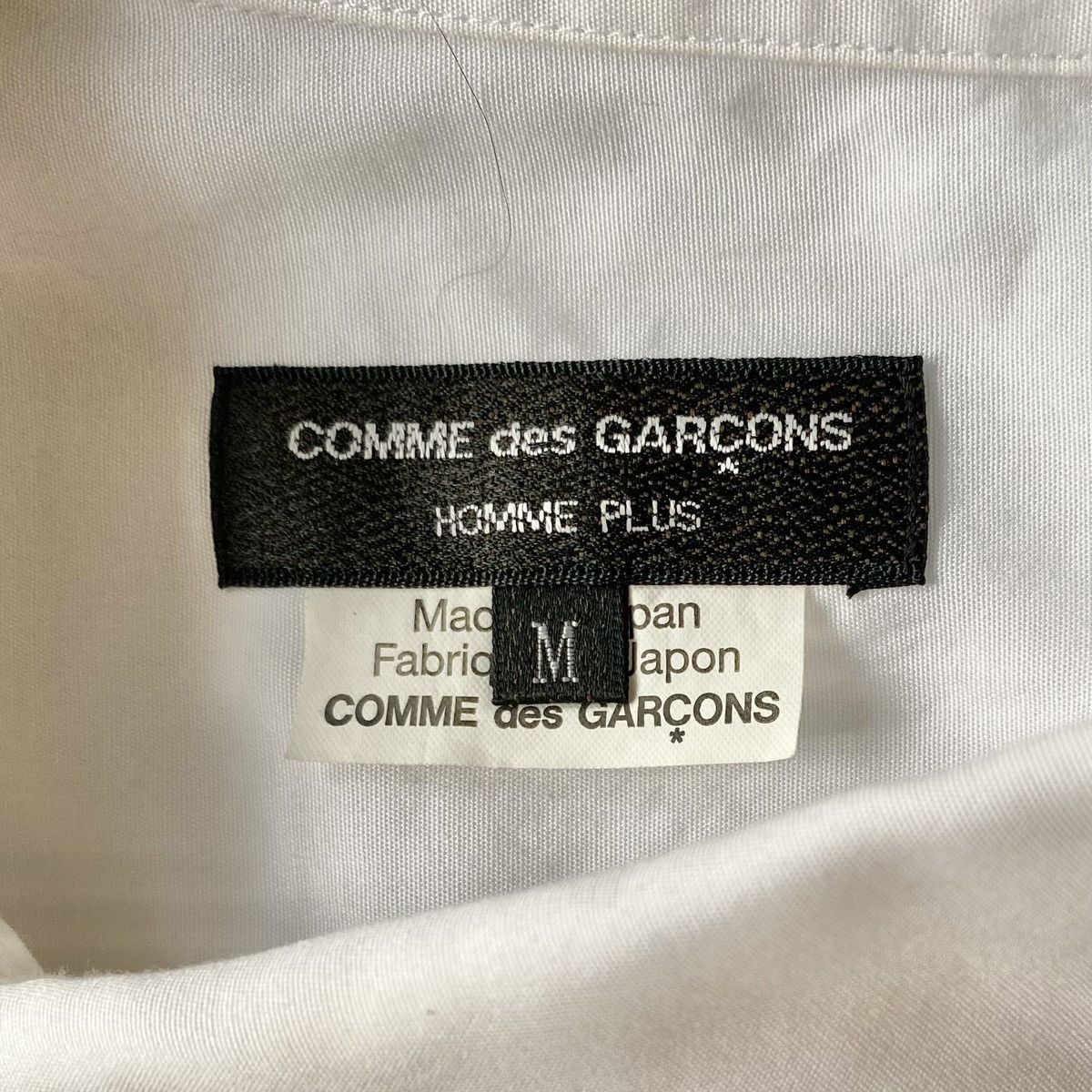 Comme des Garcons Fall18 Runway Asymmetric Oversize Shirt Size US M / EU 48-50 / 2 - 5 Thumbnail