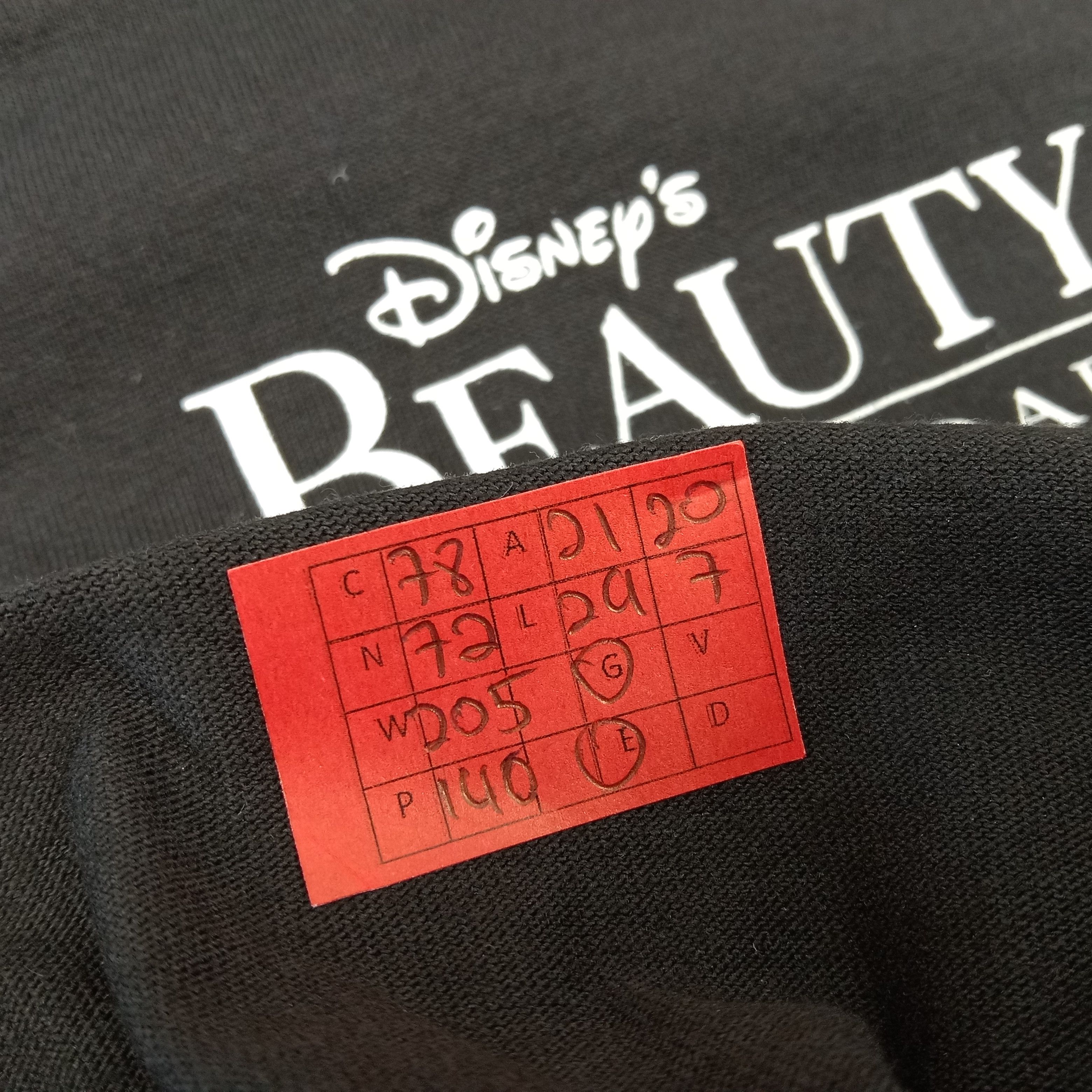 Disney × Vintage Beauty And The Beast Disney Movie Vintage Tshirt Size US L / EU 52-54 / 3 - 10 Thumbnail