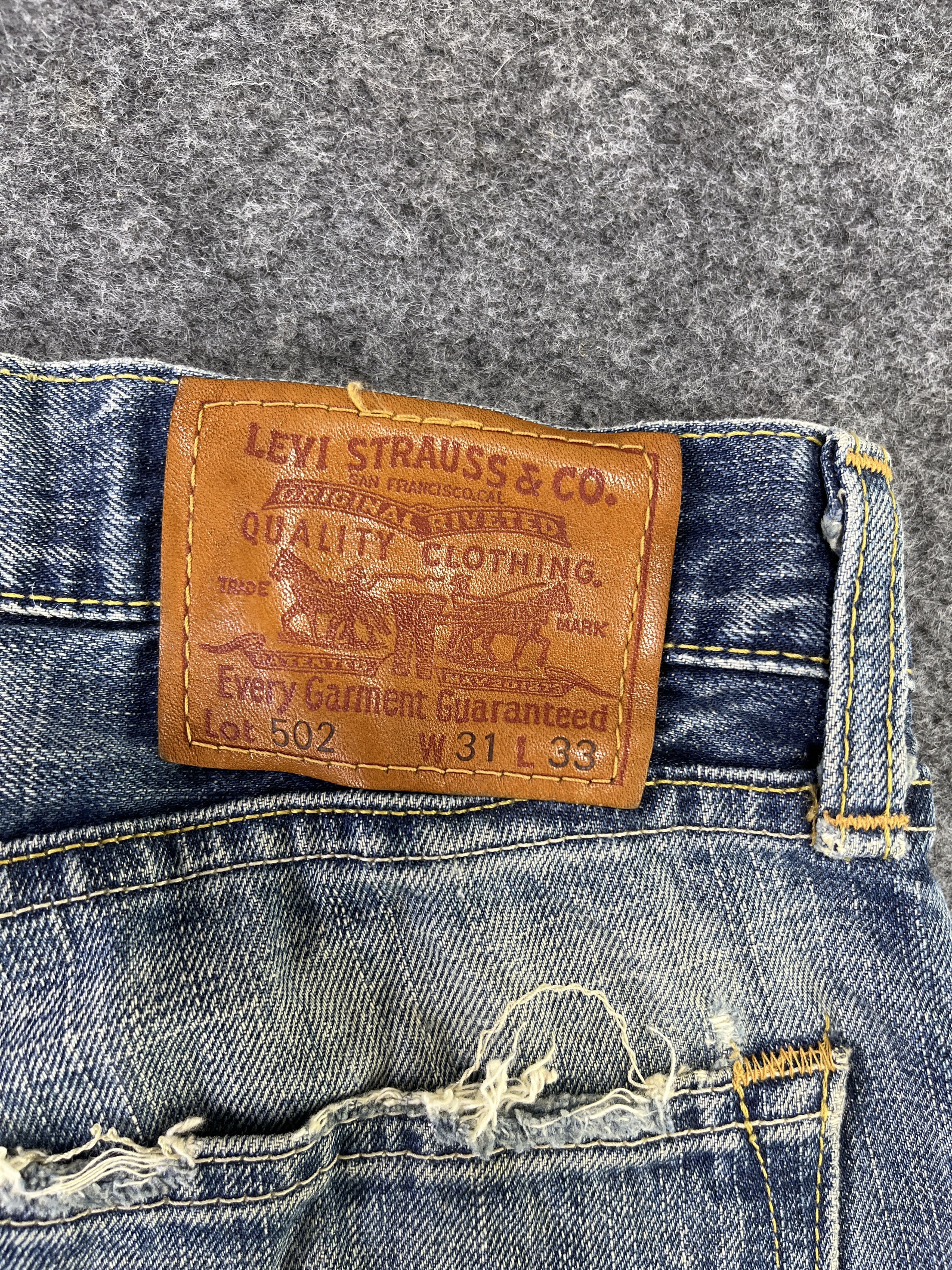 Levi's Vintage Levis 502 Distressed Jeans Rusty Denim - J830 Size US 33 - 16 Thumbnail