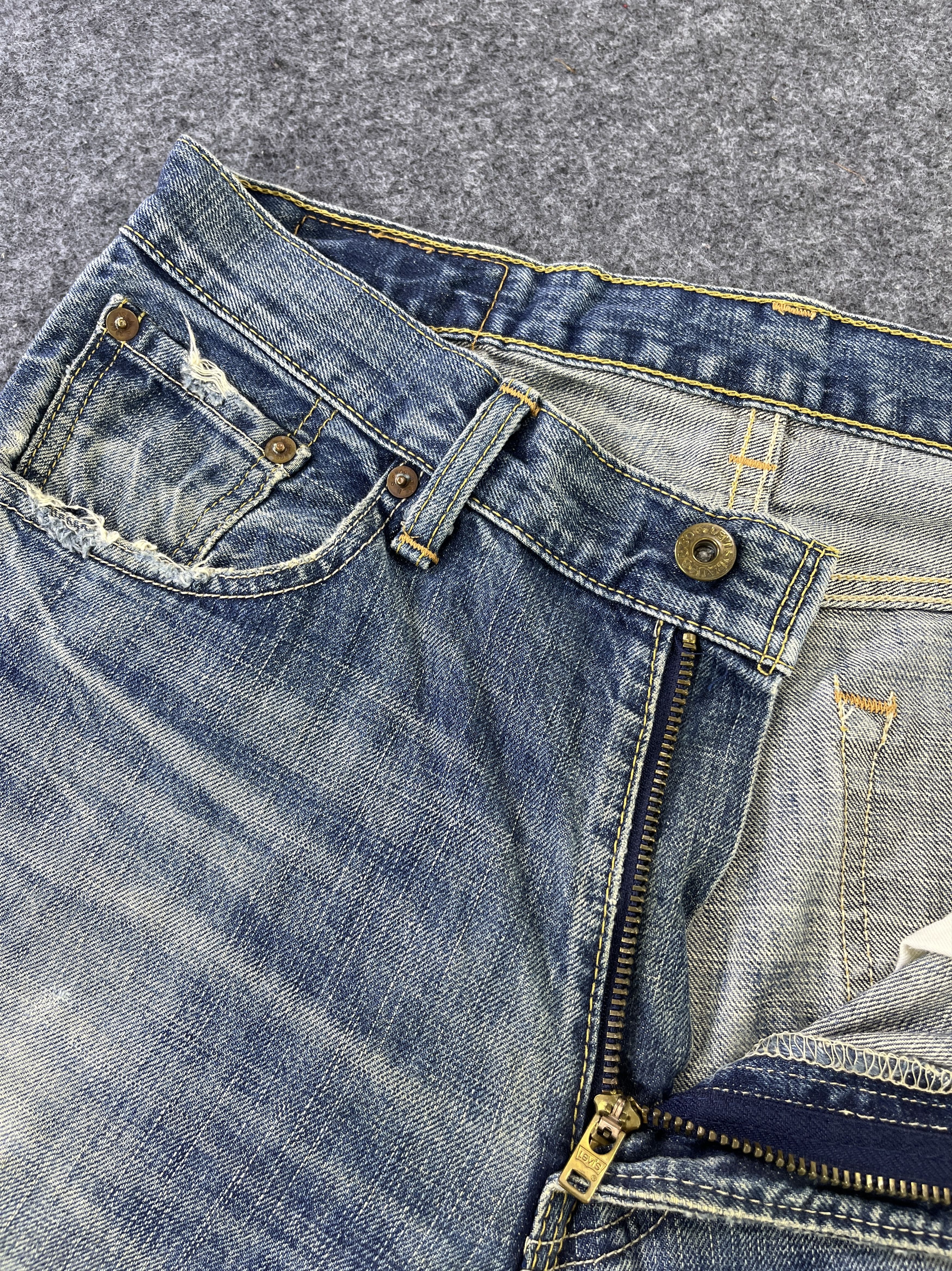 Levi's Vintage Levis 502 Distressed Jeans Rusty Denim - J830 Size US 33 - 6 Thumbnail