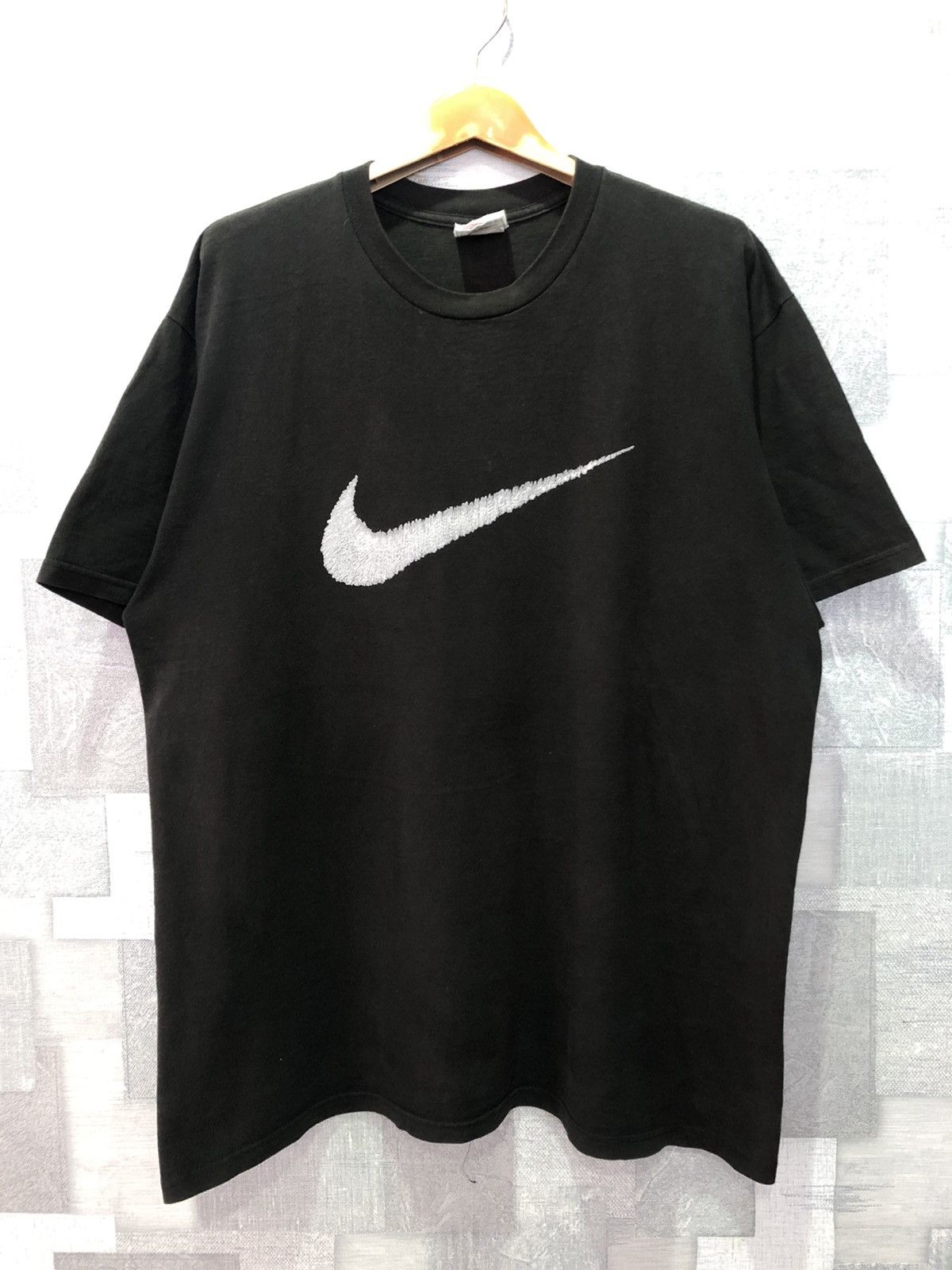 Nike × Vintage Vintage 90s Nike USA big swoosh logo spell out Size US L / EU 52-54 / 3 - 1 Thumbnail
