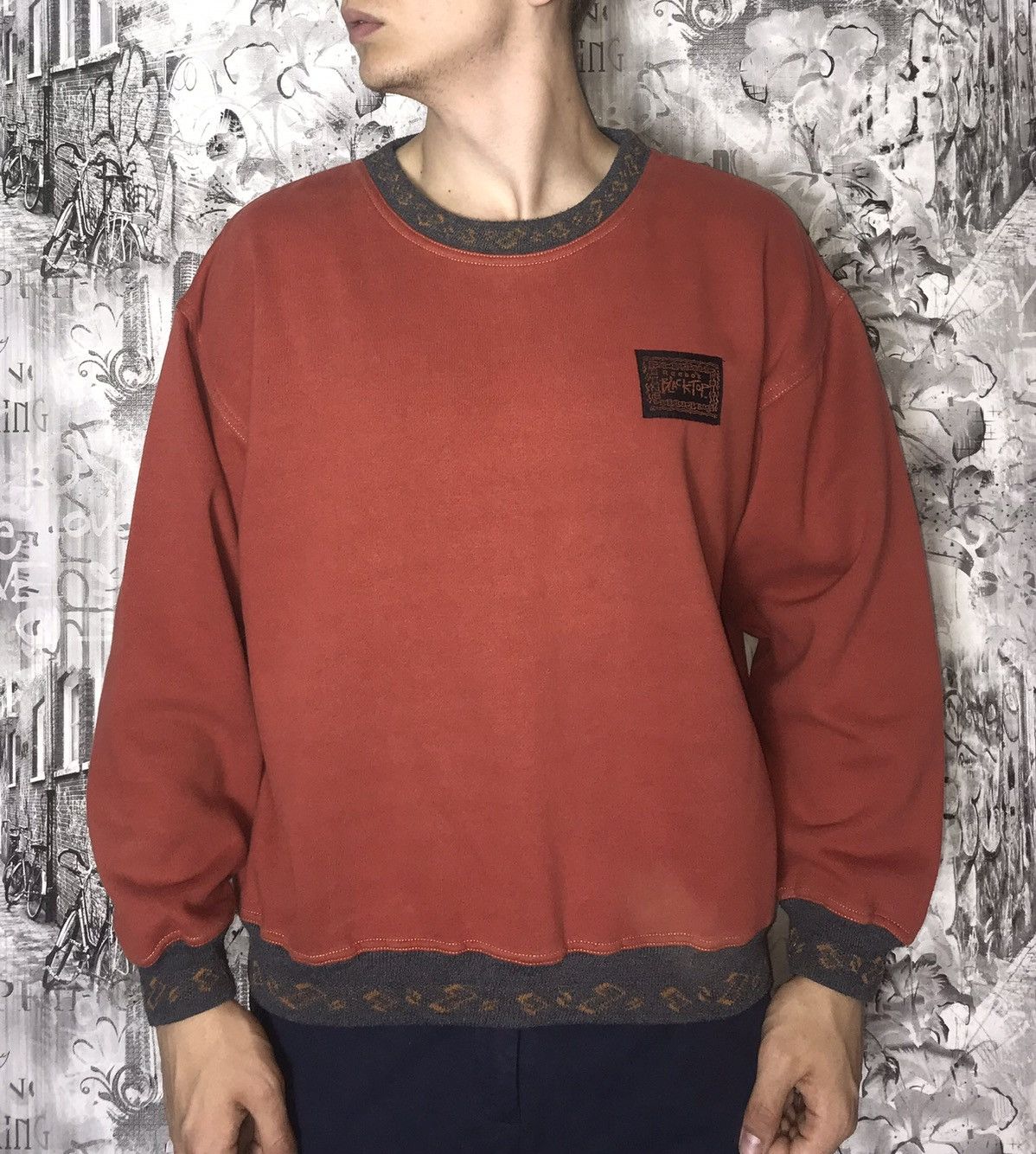 Reebok Rare Vintage Reebok blacktop sweatshirt Size US L / EU 52-54 / 3 - 1 Thumbnail