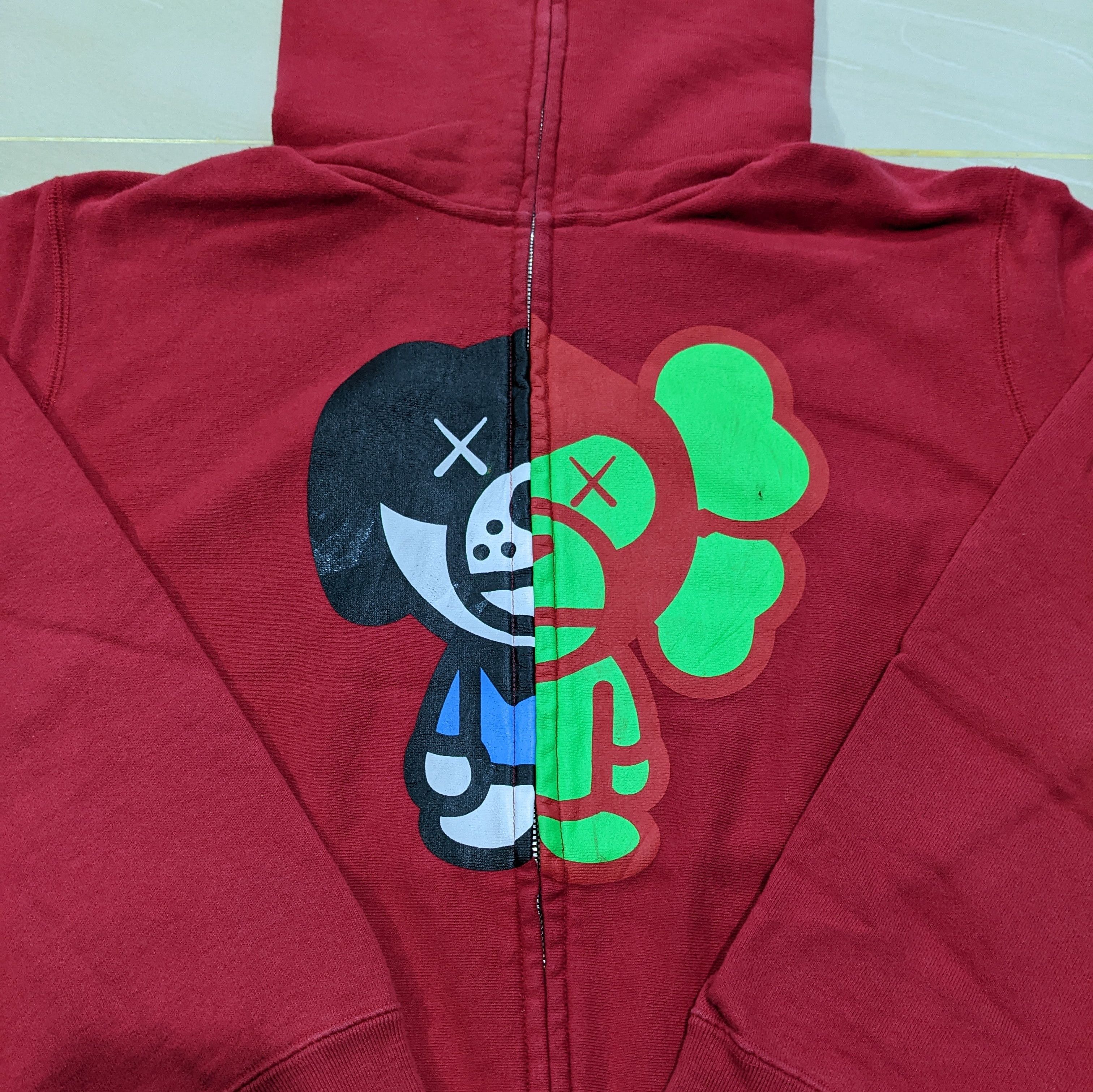 Bape × Kaws 2006 Bape x Kaws Baby Milo Pullover Hoodie Size US M / EU 48-50 / 2 - 3 Thumbnail