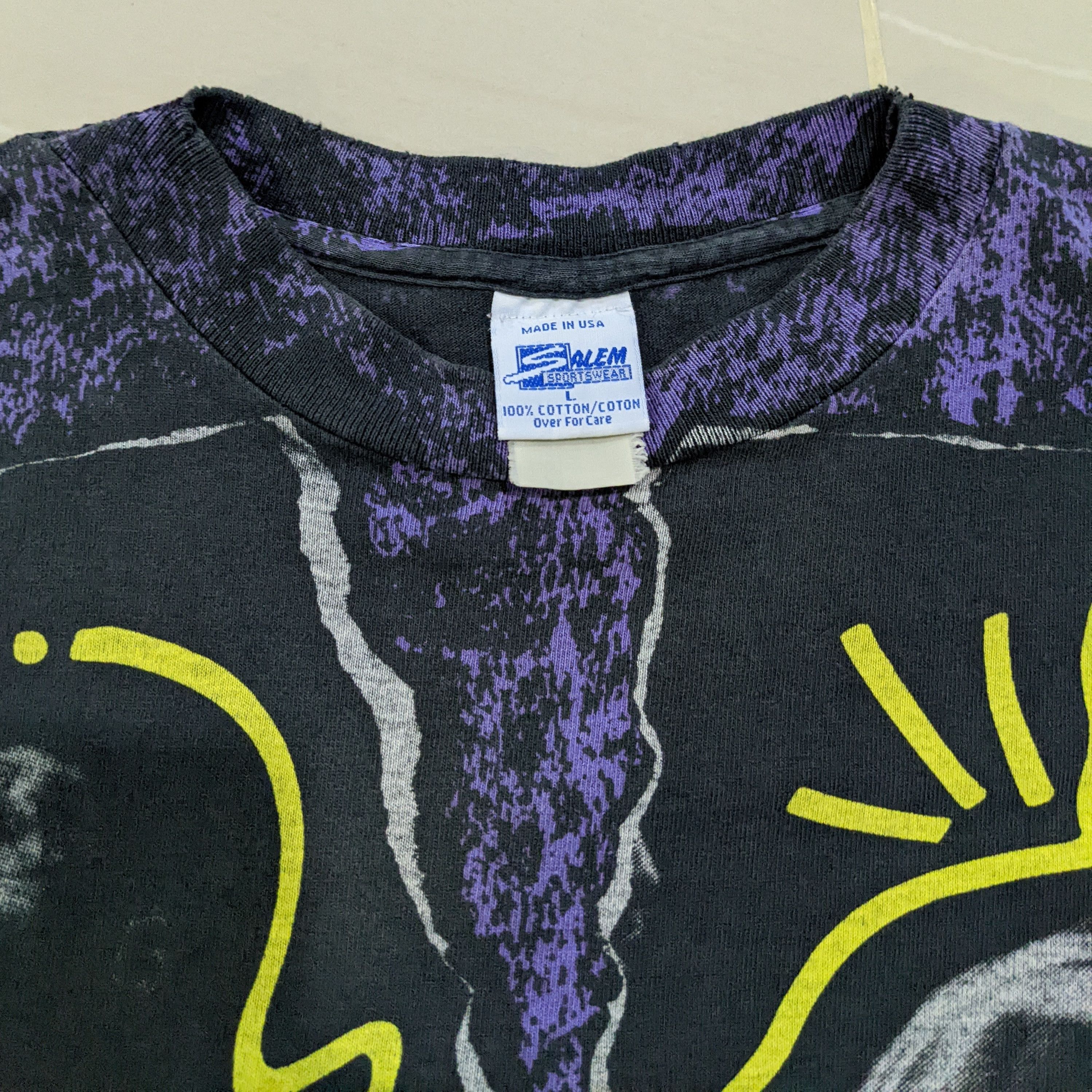 NBA Vintage Lakers Los Angeles NBA All Over Print T-shirt Size US L / EU 52-54 / 3 - 6 Thumbnail